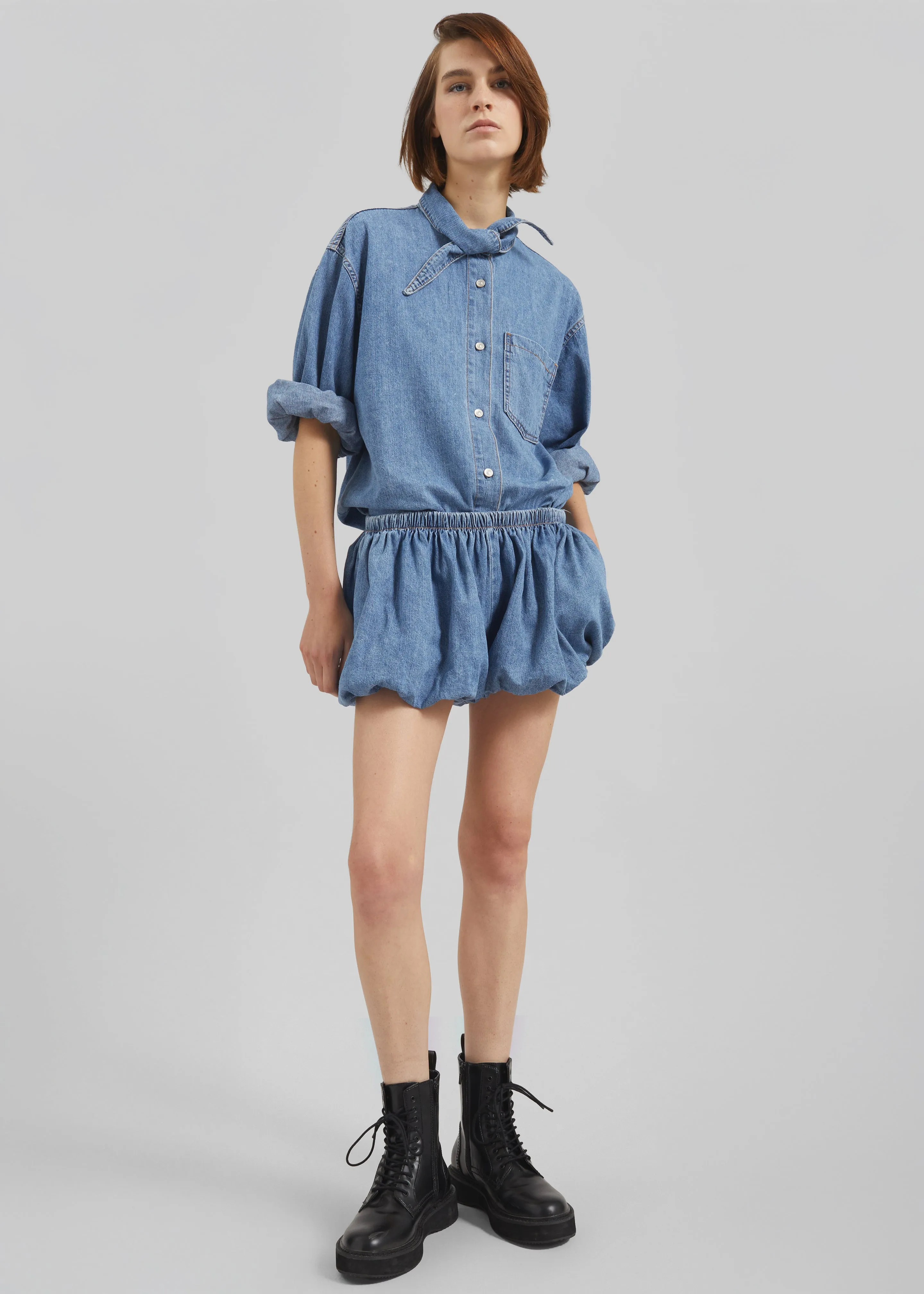 Varzy Denim Bubble-Hem Shorts - Medium Wash sold by Frankie Shop product image thumbnail 4