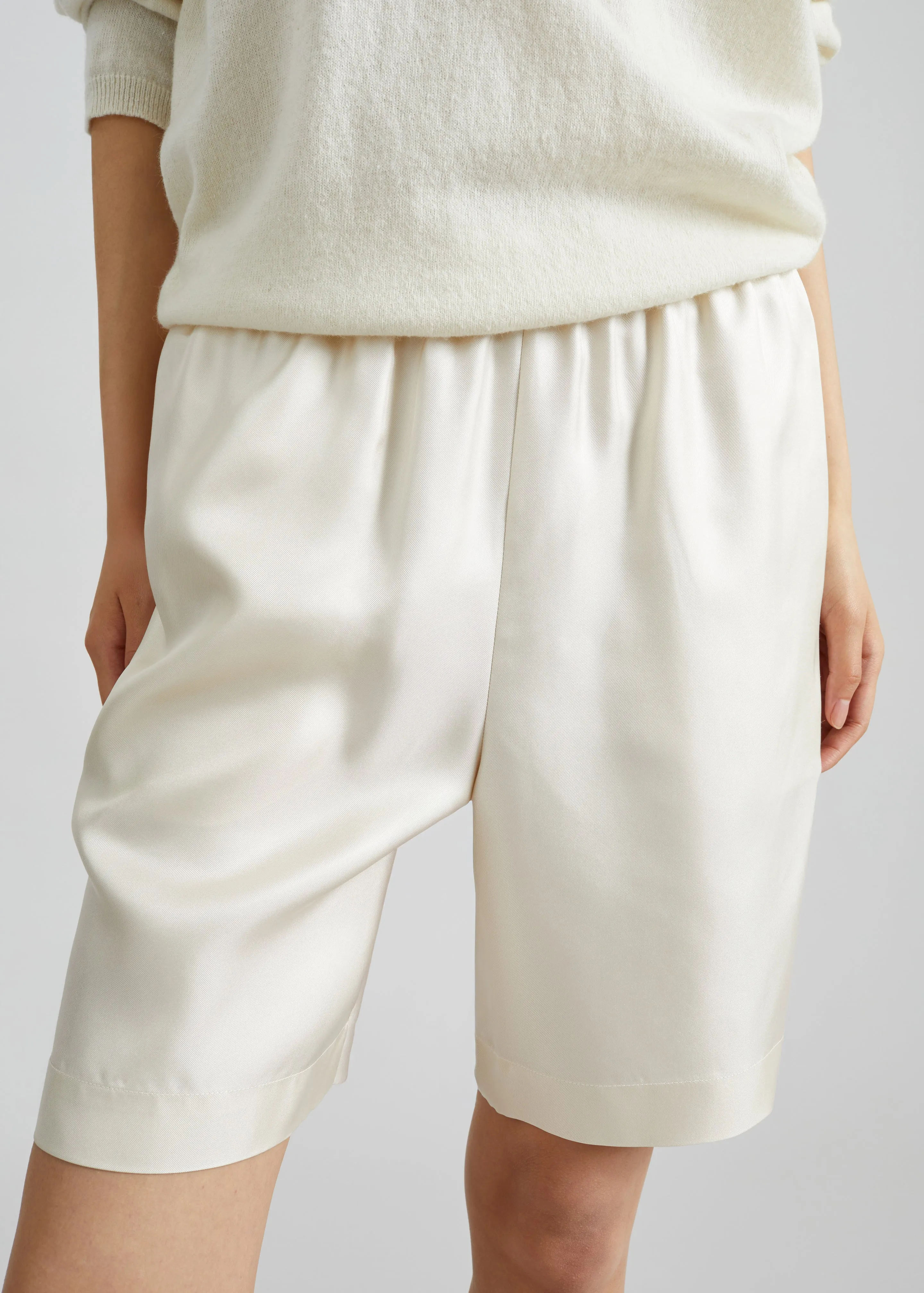 Loulou de Saison Zinia Lds Silk Twill Bermuda - Ivory sold by Frankie Shop product image thumbnail 3