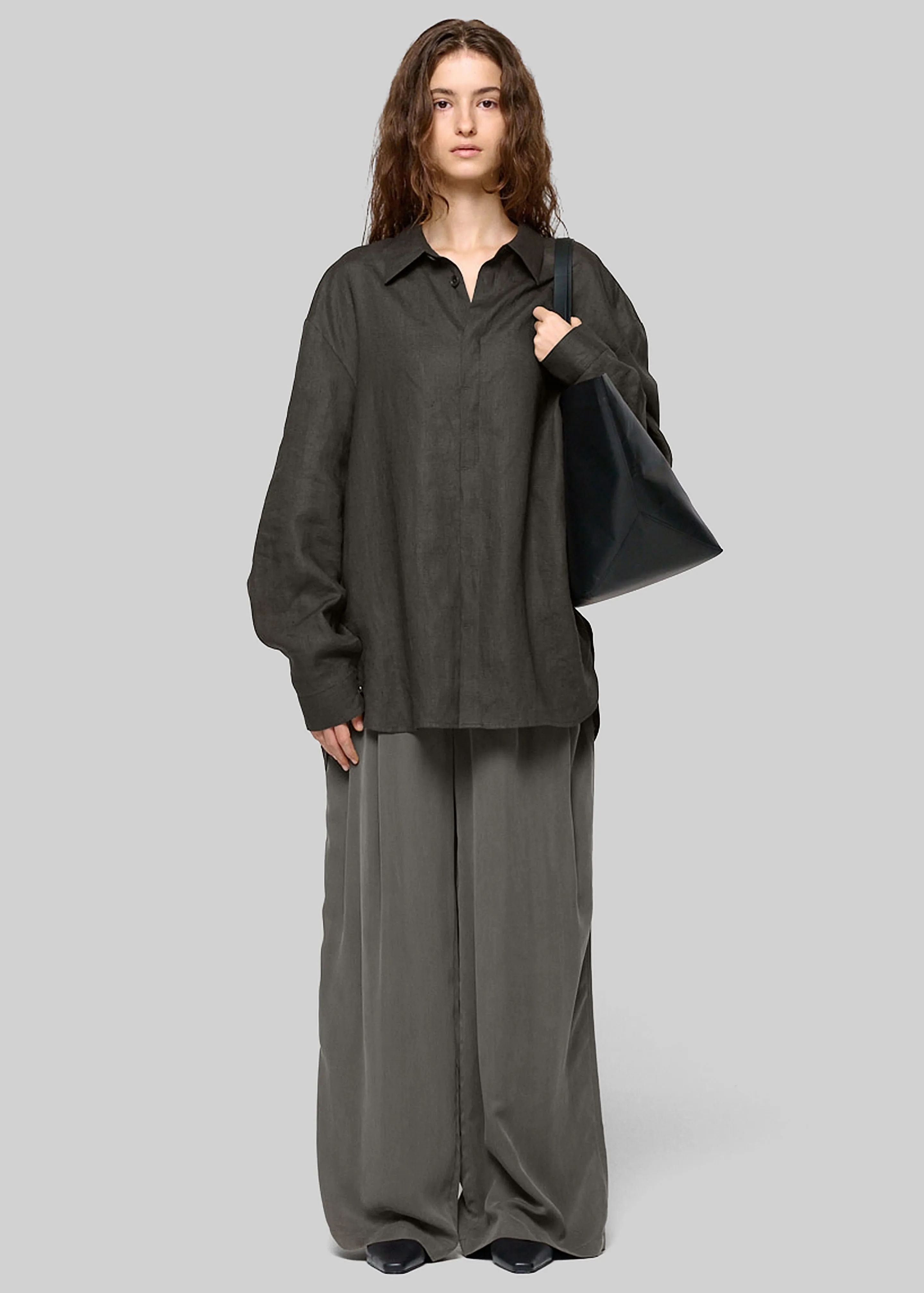 Amomento Linen Oversized Shirt - Khaki Grey sold by Frankie Shop product image thumbnail 4