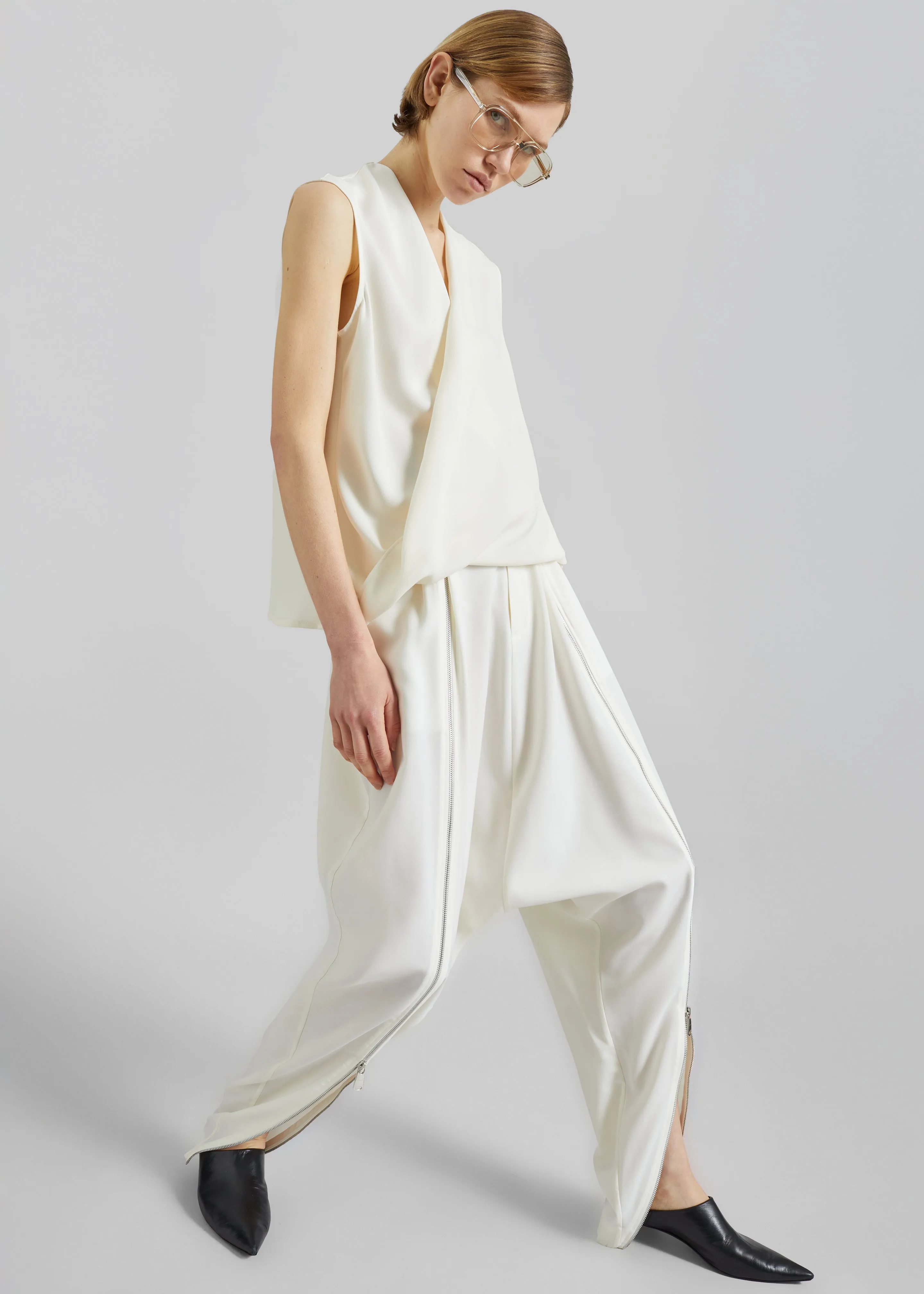Coperni Double Zipped Sarouel Pants - White sold by Frankie Shop product image thumbnail 4
