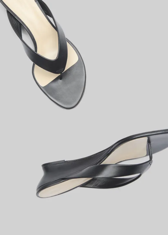 Le Monde Beryl Micro Wedges Thong - Black made by Le Monde Beryl