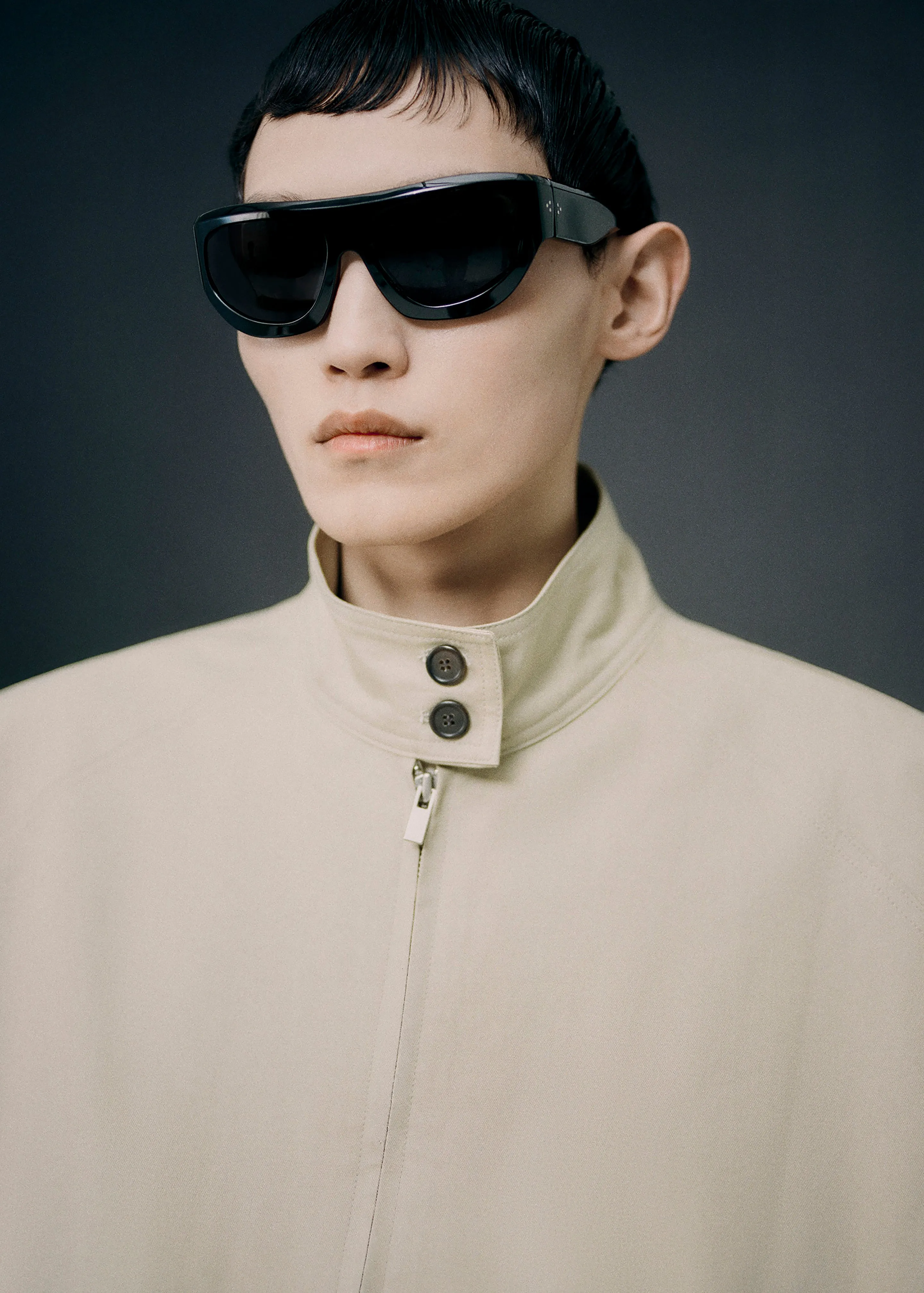 Oltrano Sleeveless Jacket - Beige sold by Frankie Shop
