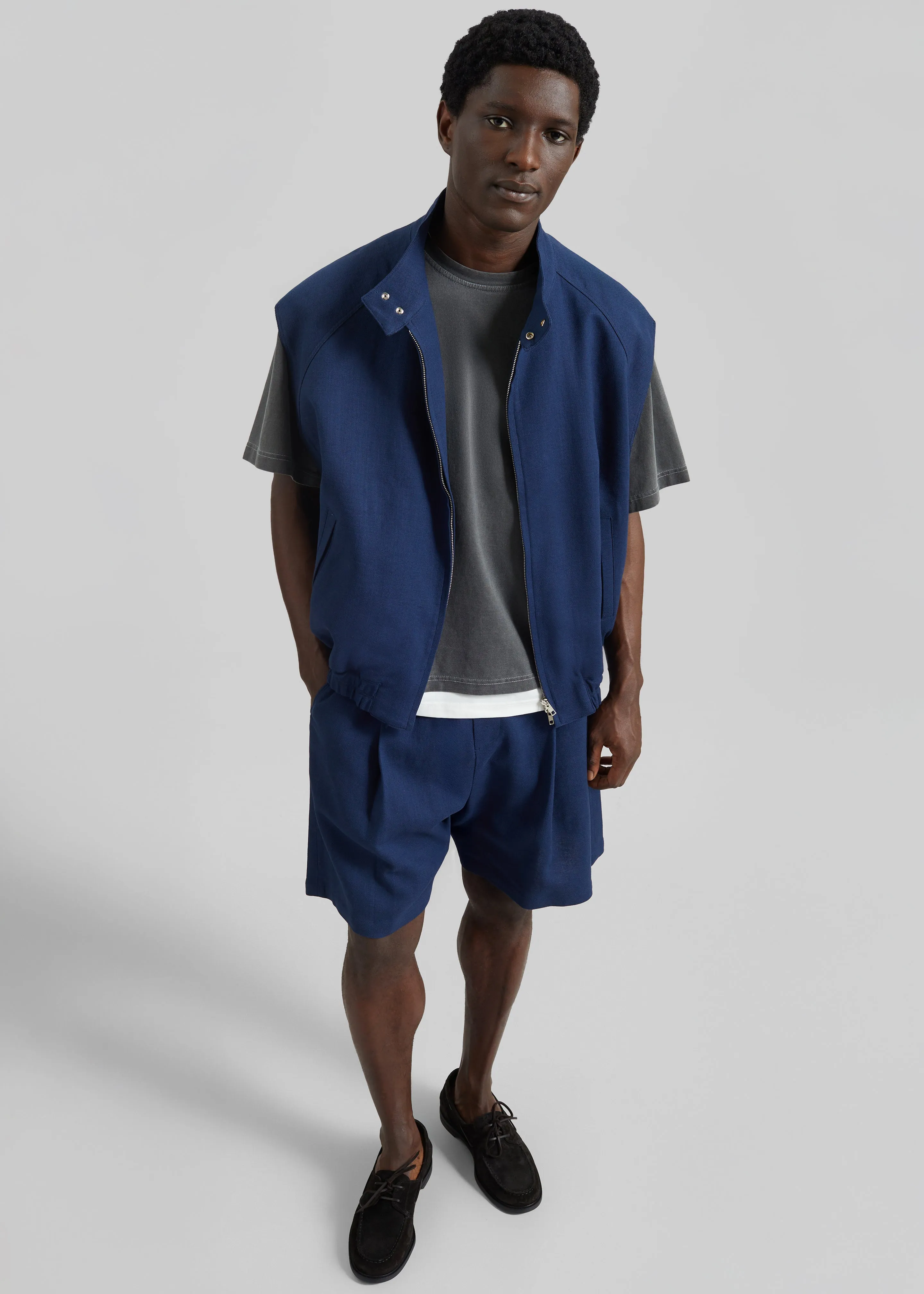 Sagres Linen Bermuda Shorts - Navy sold by Frankie Shop
