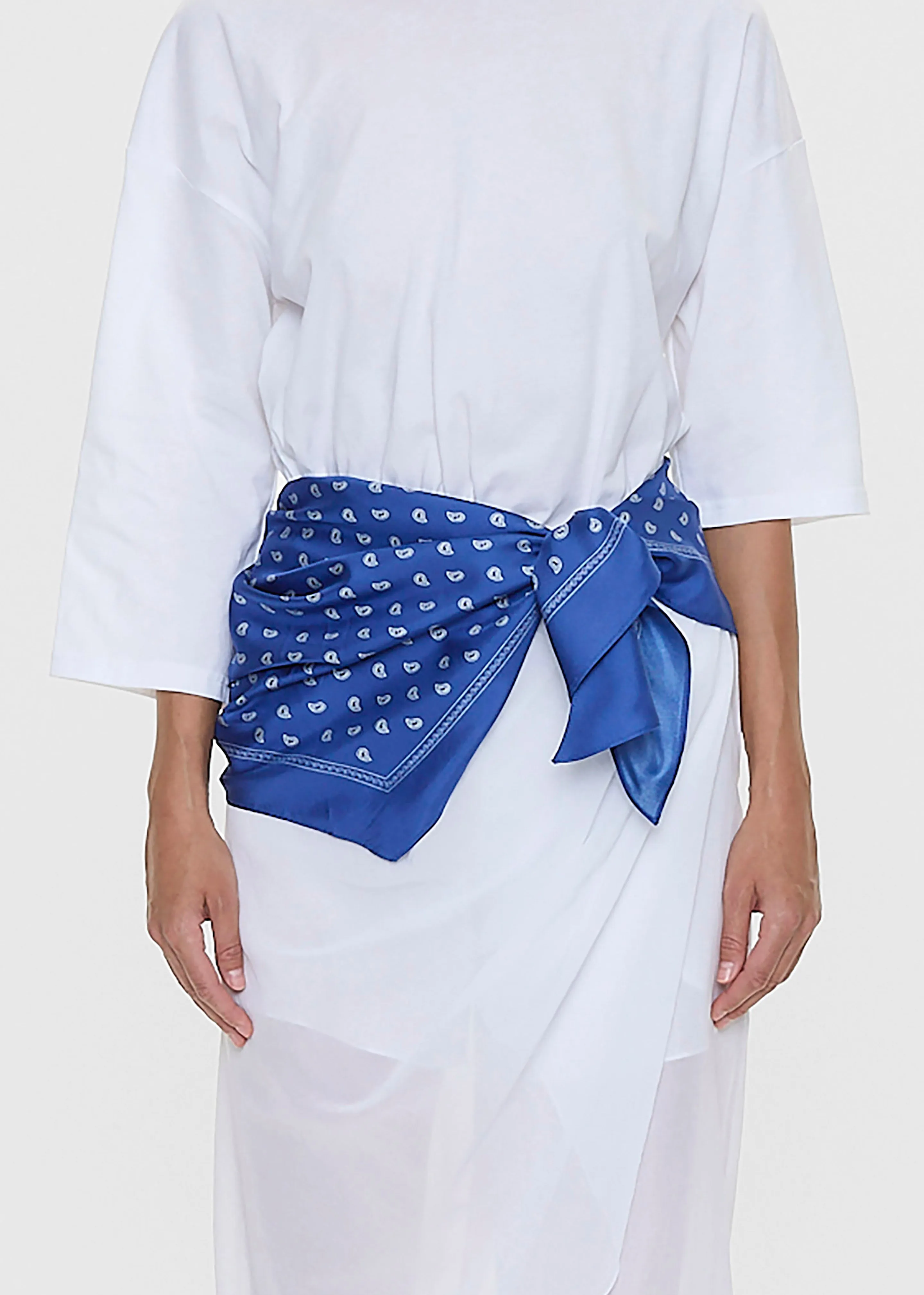 Christopher Esber Bandana Scarf Pareo Tee - White/Indigo Bandana Print sold by Frankie Shop product image thumbnail 5