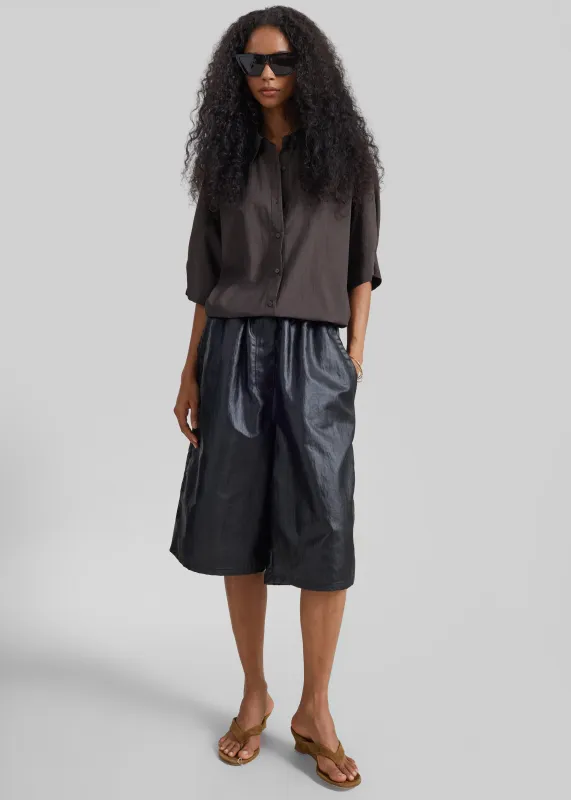Beslon Leather-Effect Bermuda Shorts - Black made by Frankie Shop