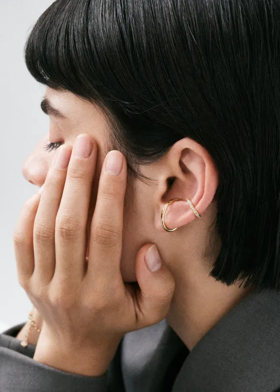 Otiumberg Pavé Sonder Ear Cuff - Gold made by Otiumberg
