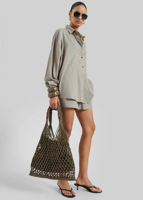 Noja Fluid Shirt - Pale Olive made by Frankie Shop