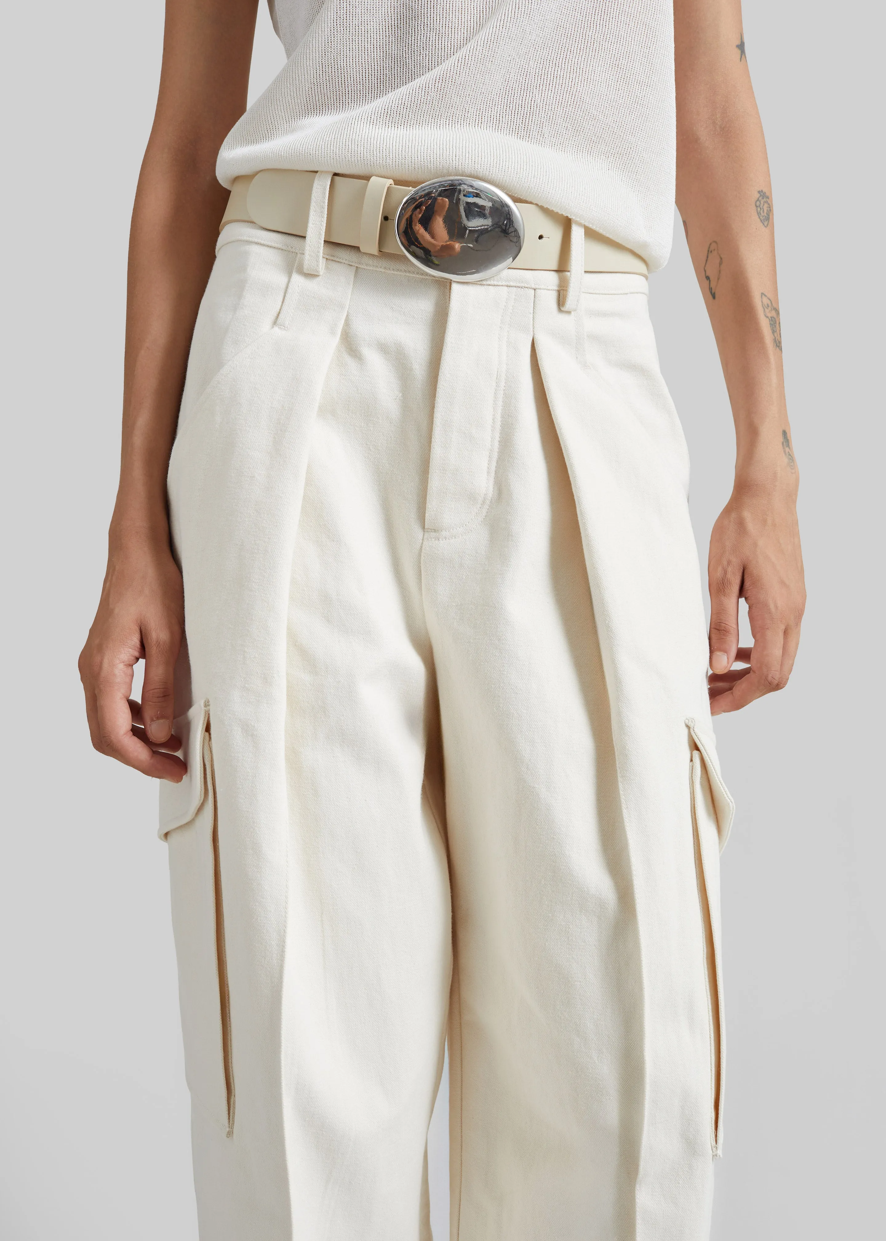 Oslo Cotton Cargo Pants - Beige sold by Frankie Shop product image thumbnail 5