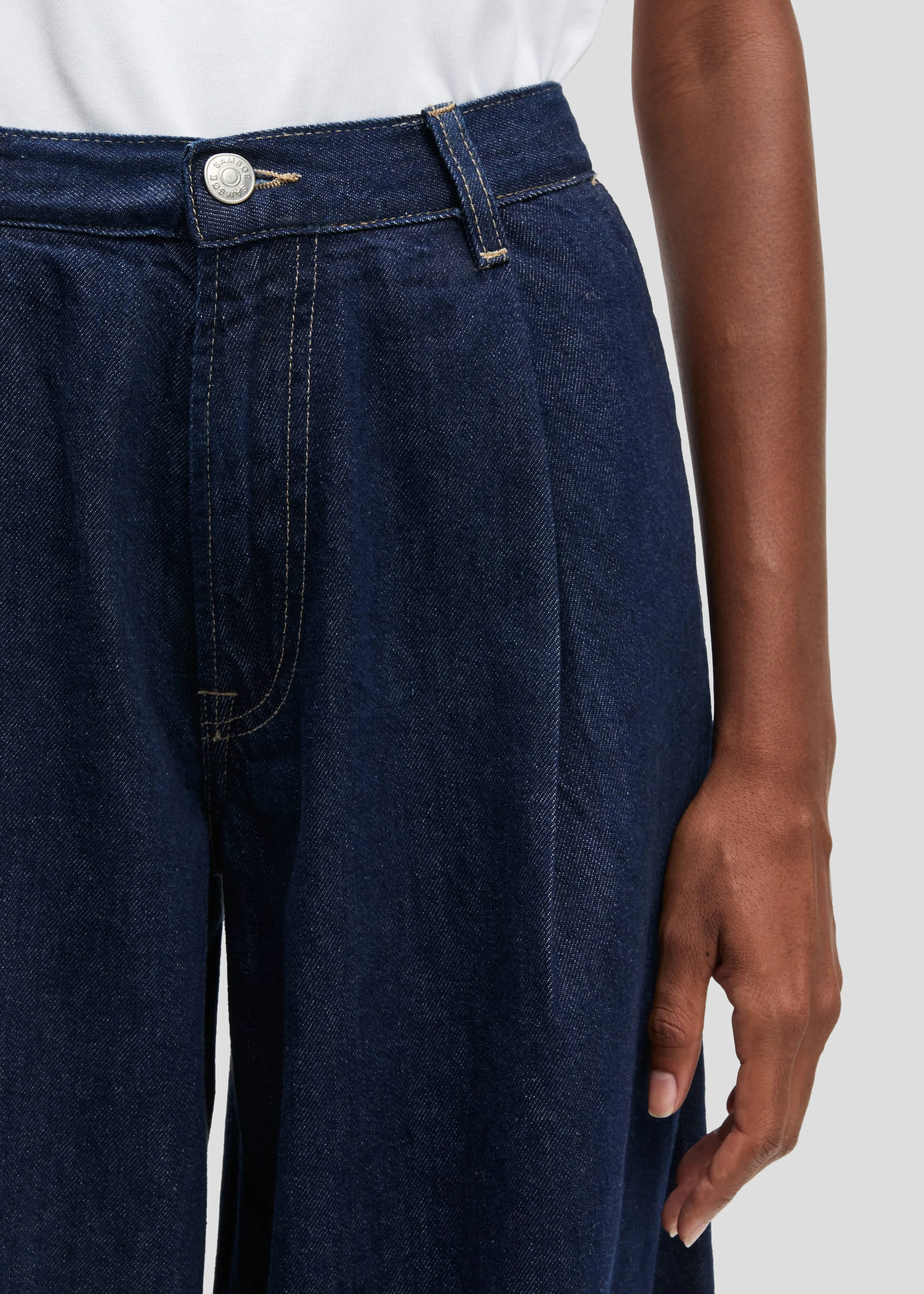 Samsøe Samsøe Saharper Pleat Jeans - Soft Denim sold by Frankie Shop product image thumbnail 2