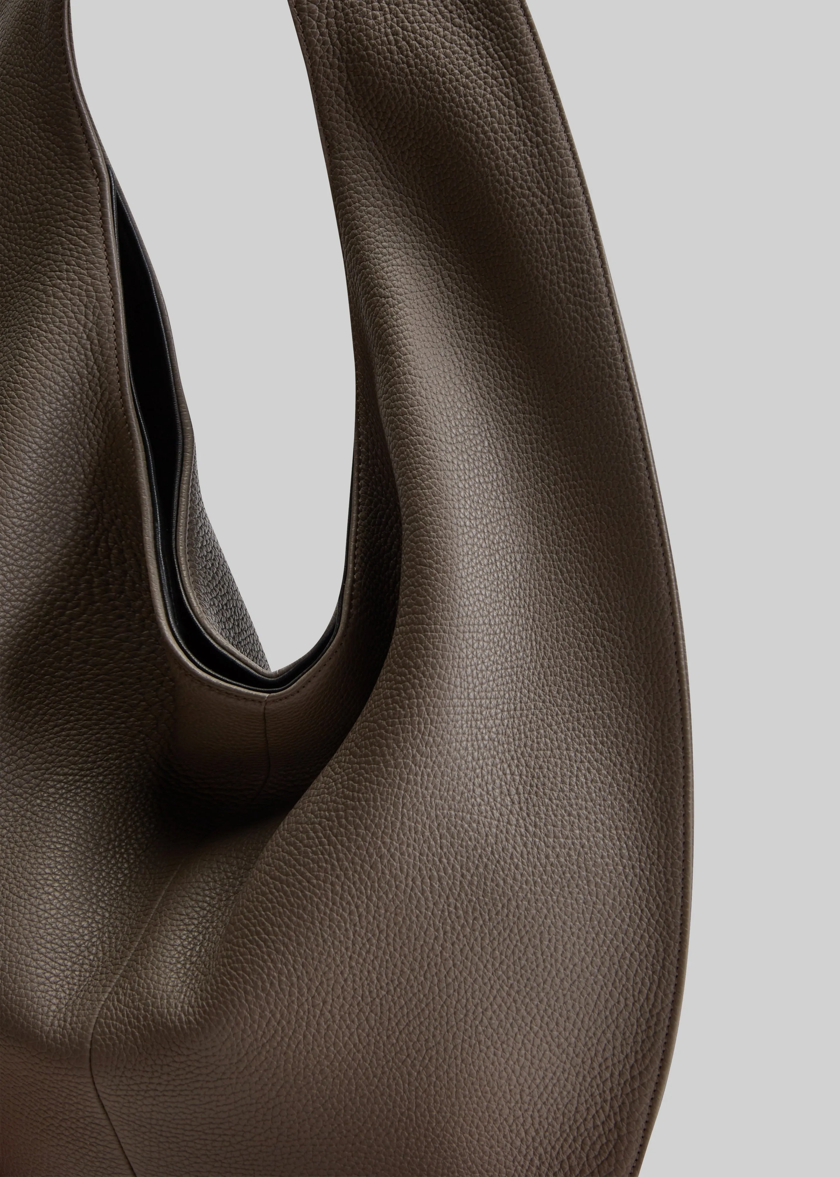 Maeden Market Tote - Street sold by Frankie Shop product image thumbnail 2