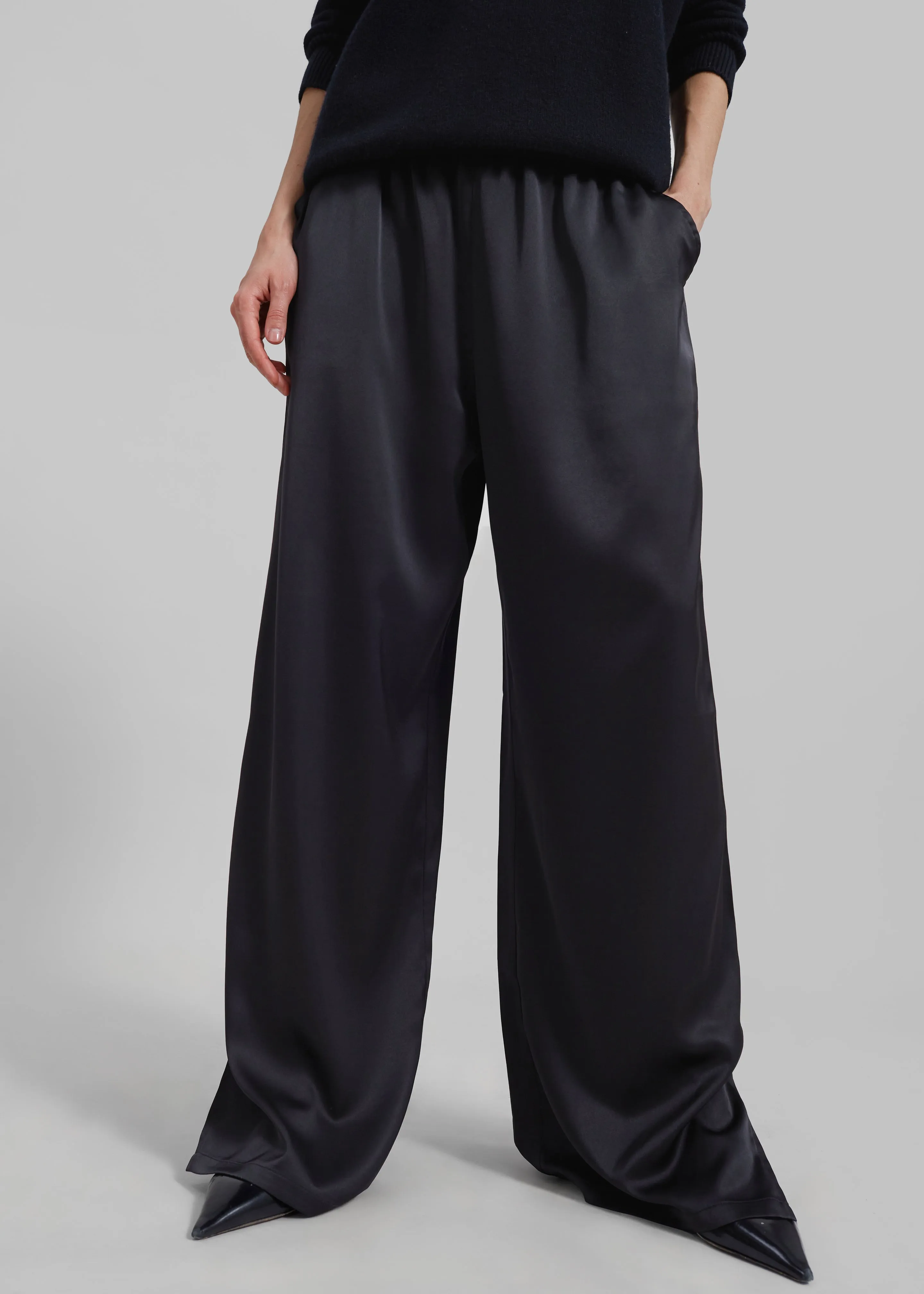 Solaqua The Giulia Pants - Noir sold by Frankie Shop