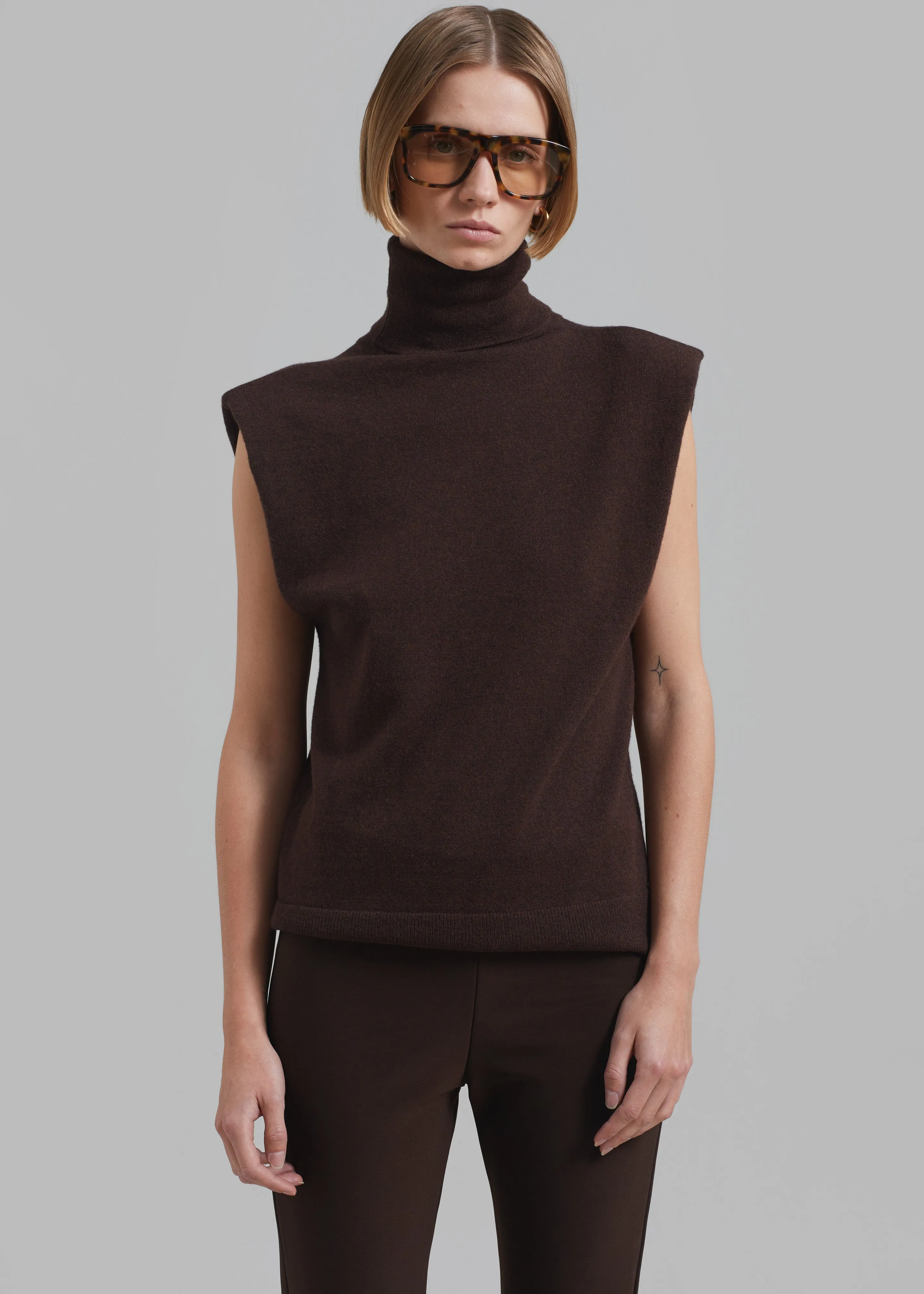 Nadia Thin Padded Sleeveless Turtleneck - Brown sold by Frankie Shop product image thumbnail 5