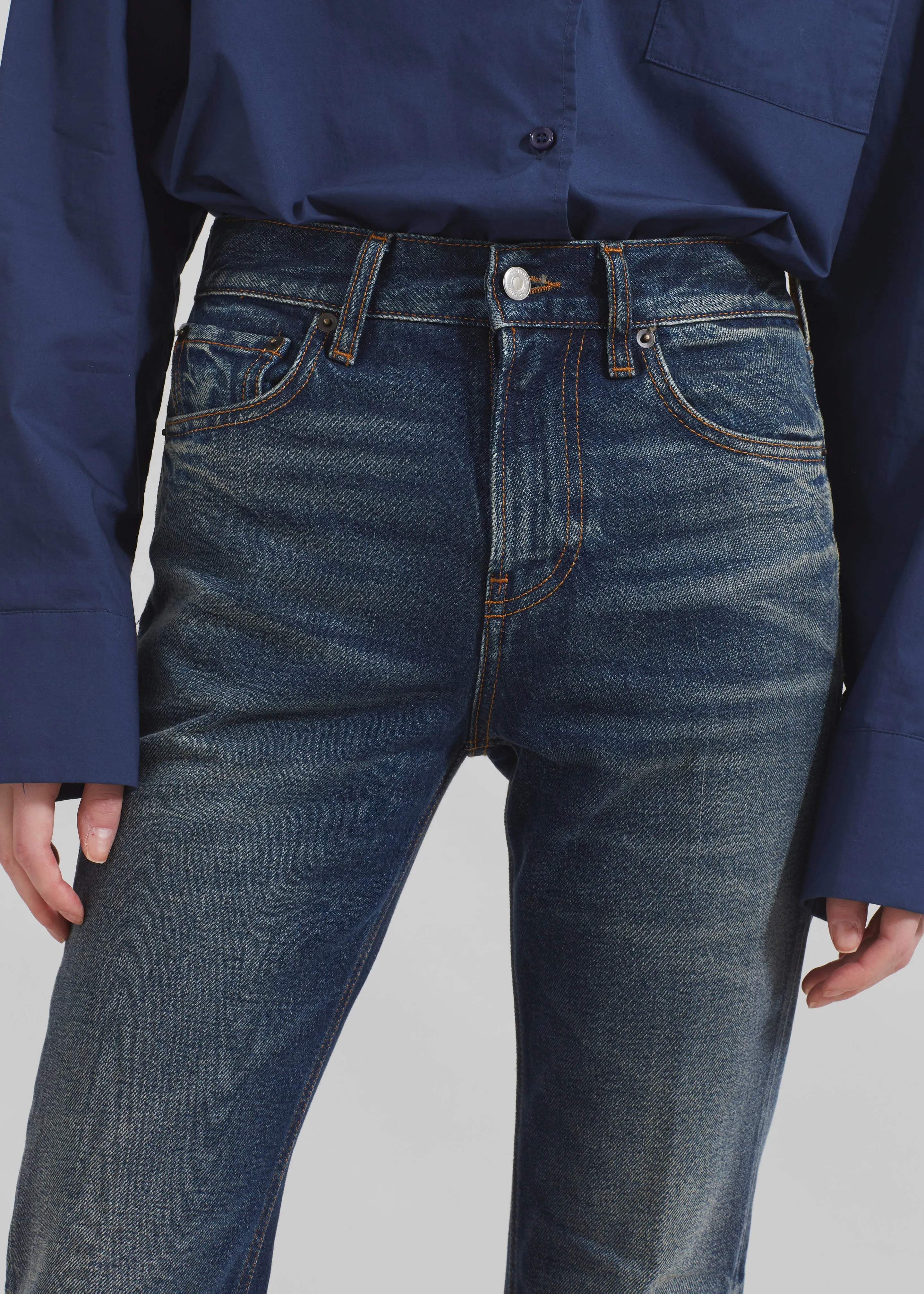 デニム・ジーパン HAIKURE FLORA FLARED JEANS IN DENIM img55744_src.webp