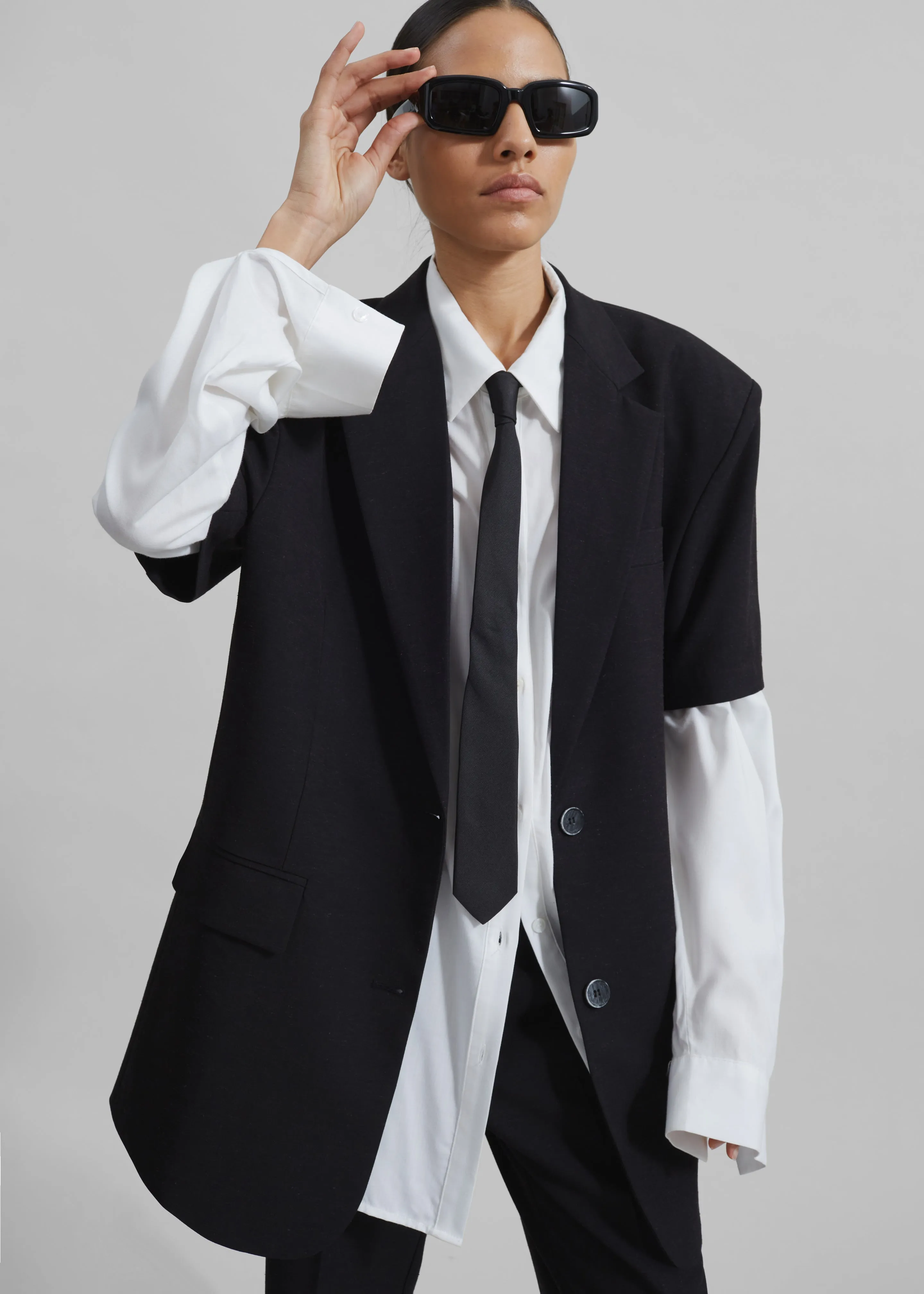 Maisie Short Sleeve Blazer - Black | Parallel