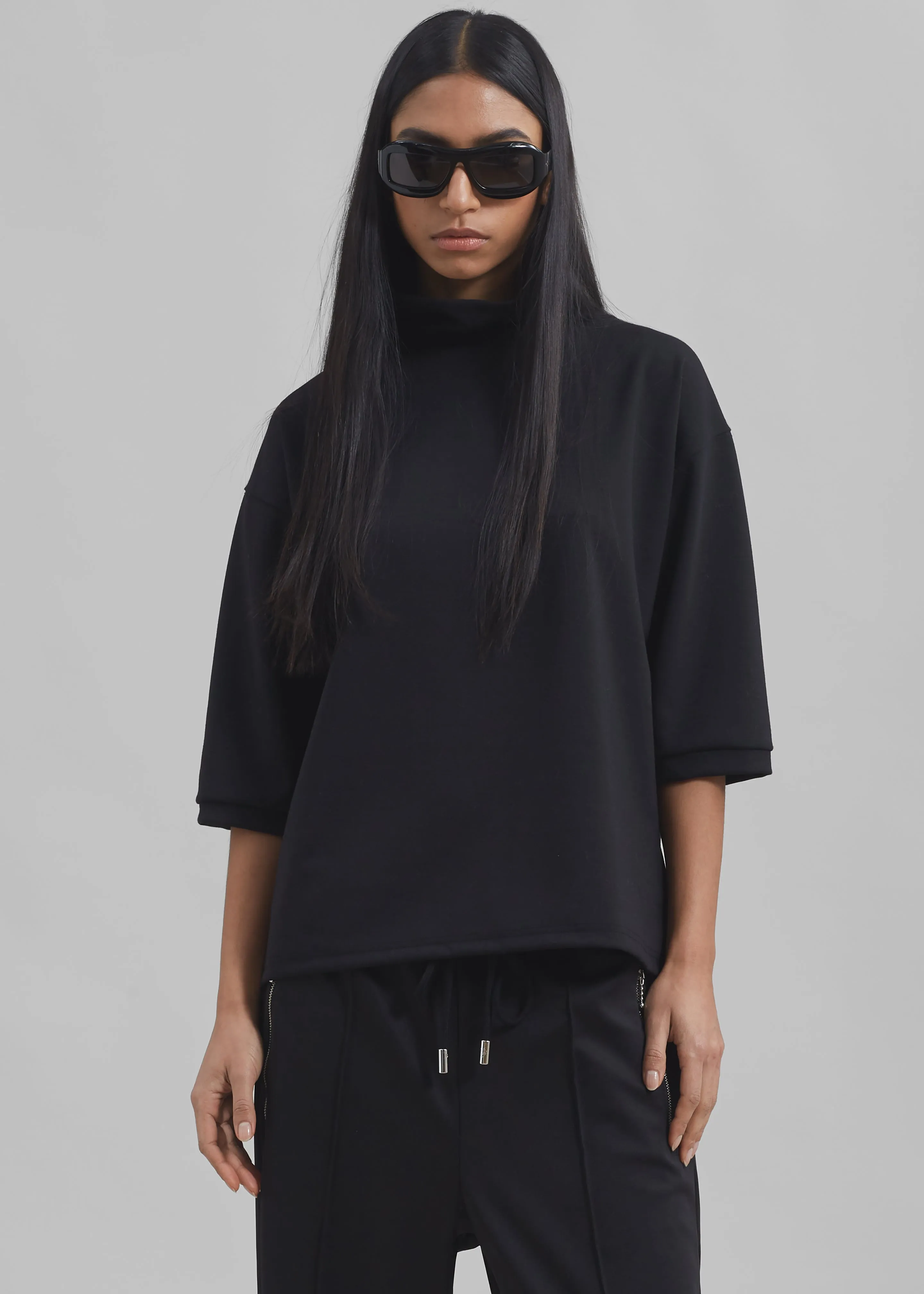 Shiloh Oversized Top - Black sold by Frankie Shop
