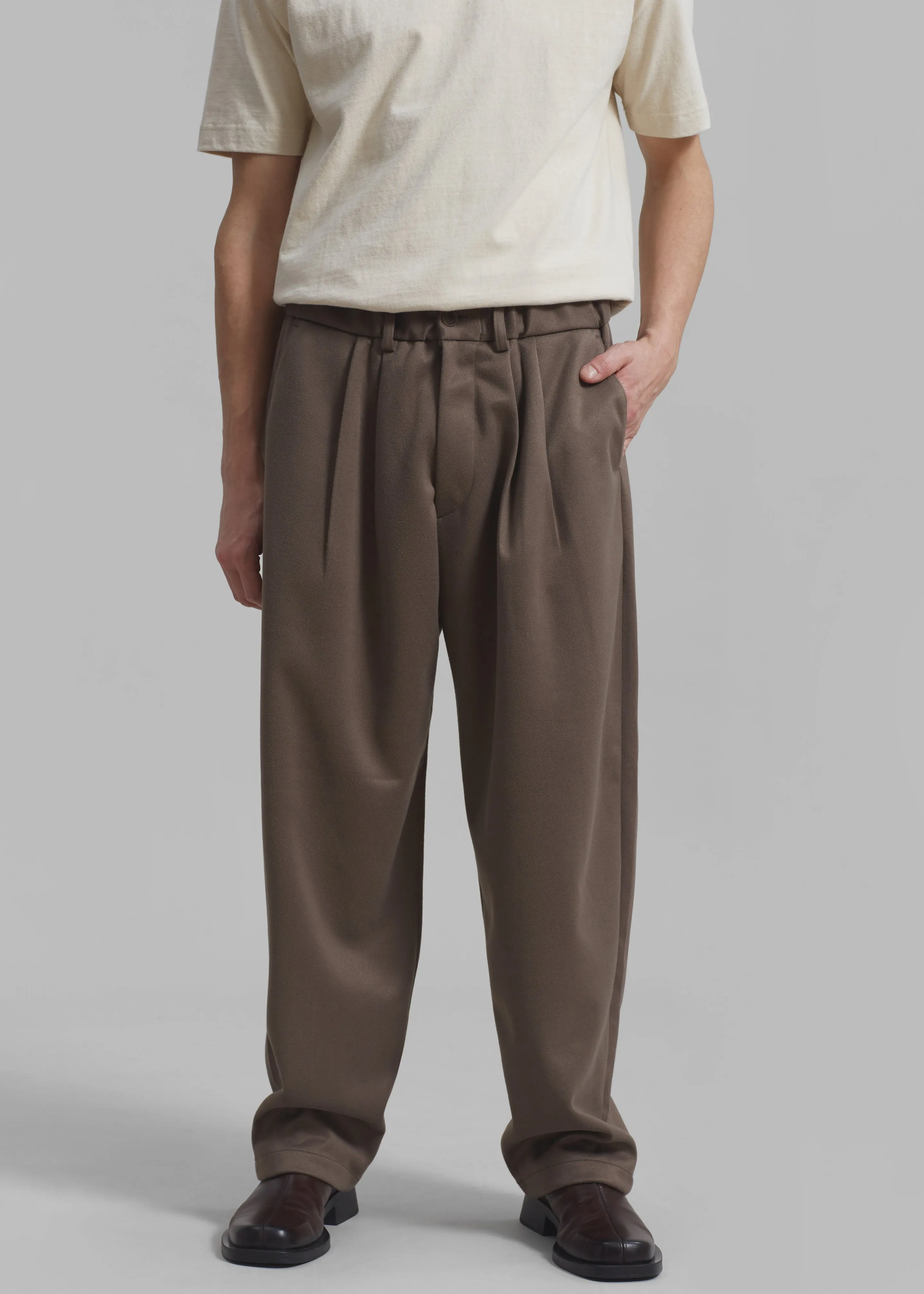 Theo Pants - Cocoa sold by Frankie Shop