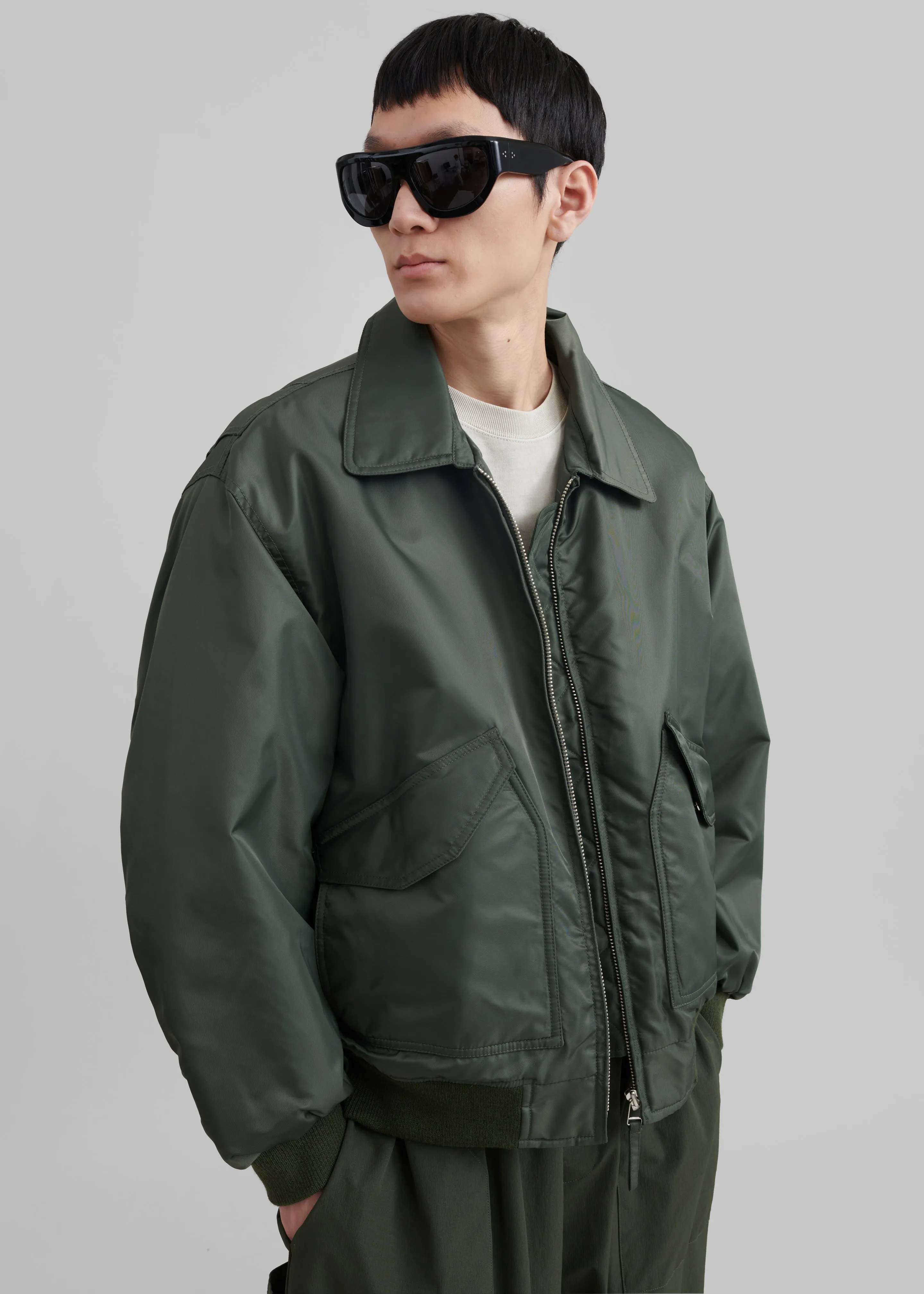 Elias Bomber - Army Green sold by Frankie Shop product image thumbnail 2