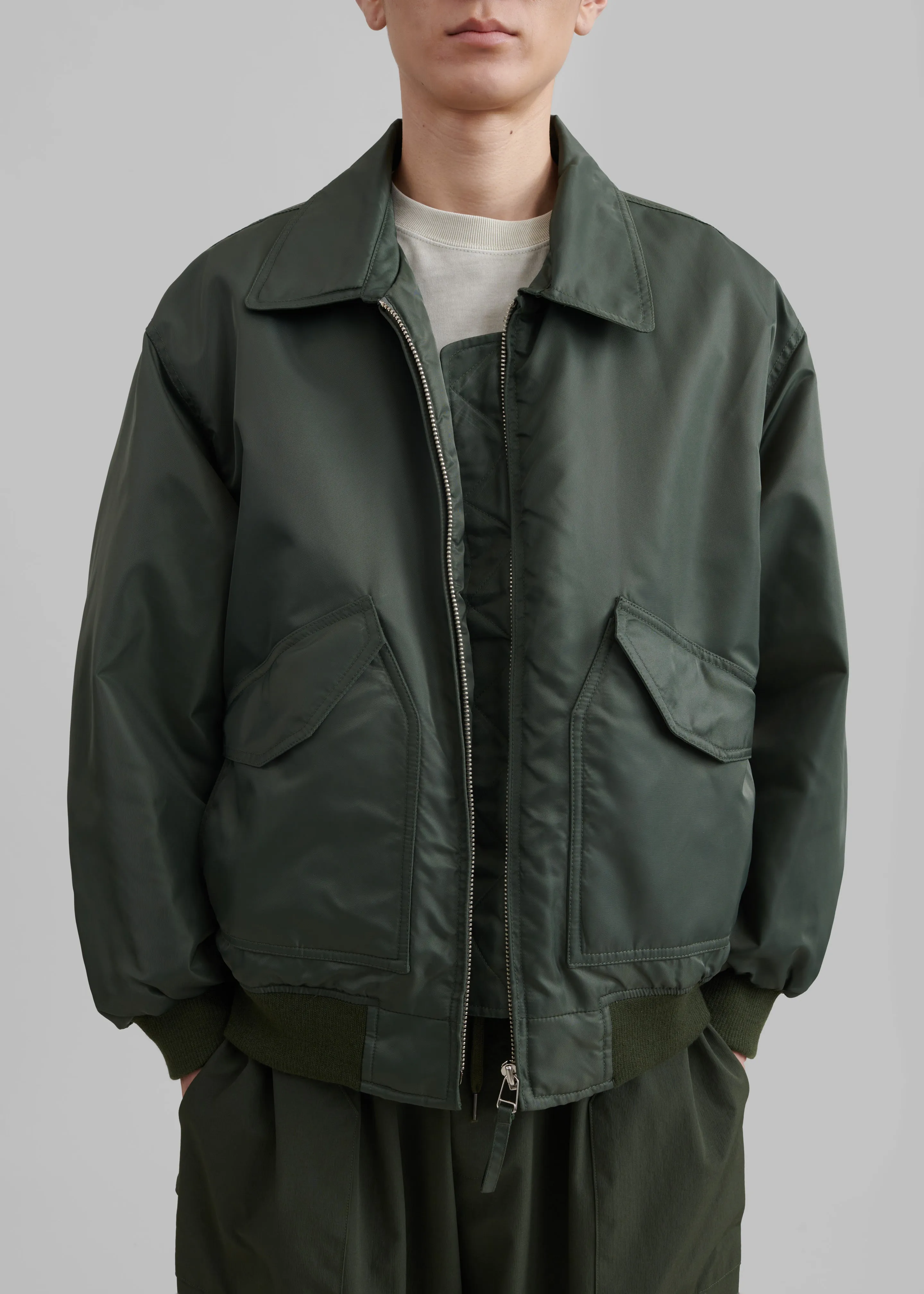 Elias Bomber - Army Green sold by Frankie Shop product image thumbnail 3