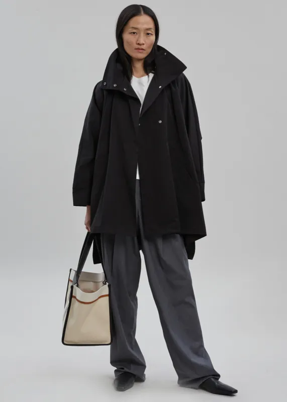 Yviche Poncho Jacket - Black made by Frankie Shop