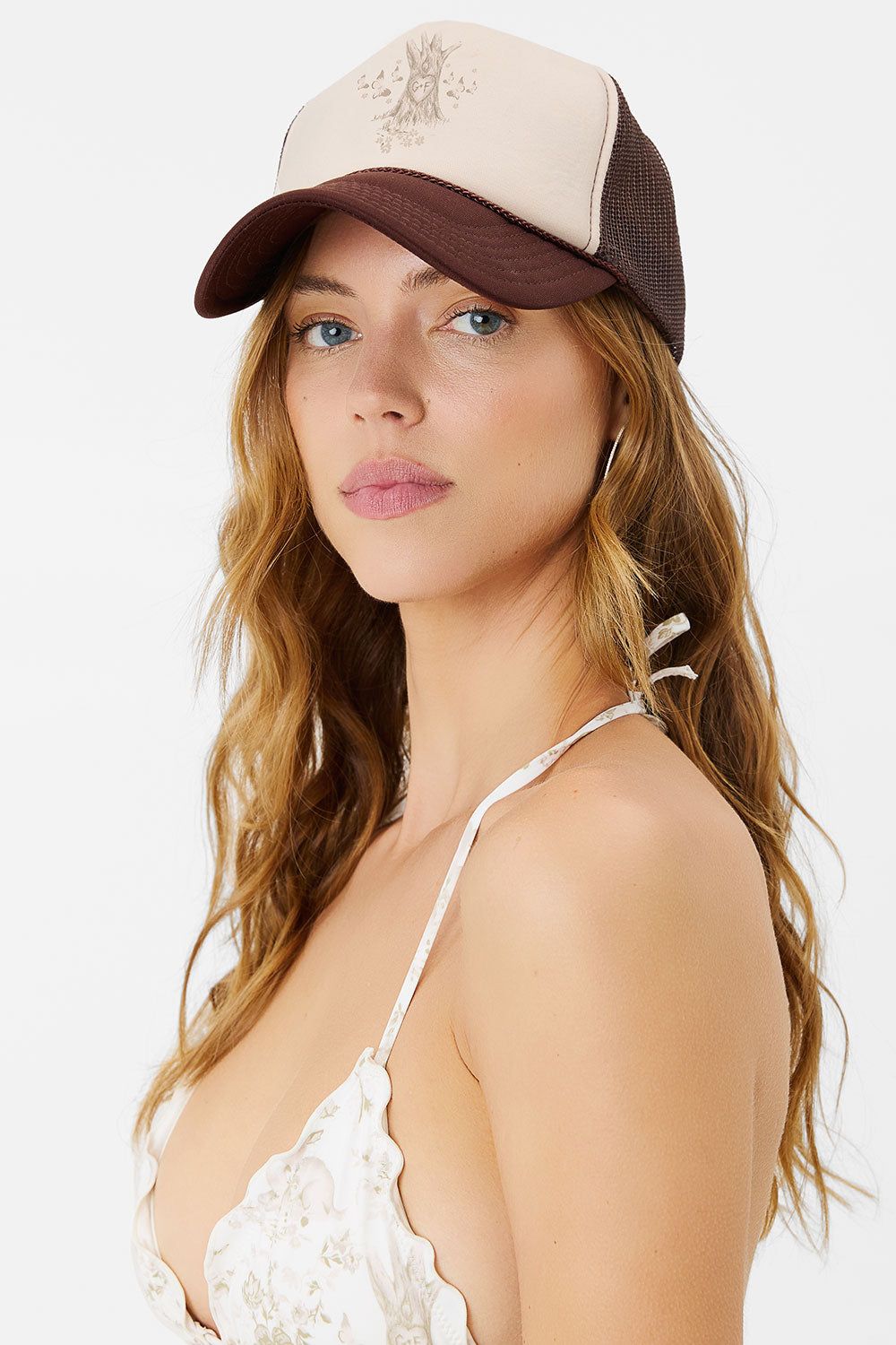 x GIGI HADID Daisy Trucker Hat - Yomi Toile Tan sold by Frankie's Bikinis product image thumbnail 2