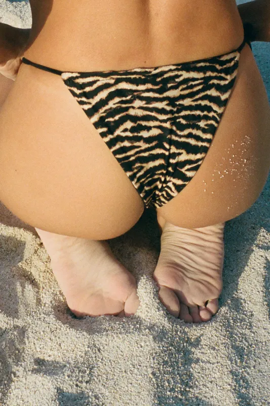 x Réalisation Par Tia Bikini Bottom - Vintage Tiger sold by Frankie's Bikinis