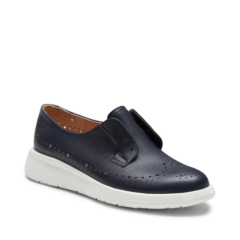 Sneaker in pelle da donna sold by Fratelli Rossetti