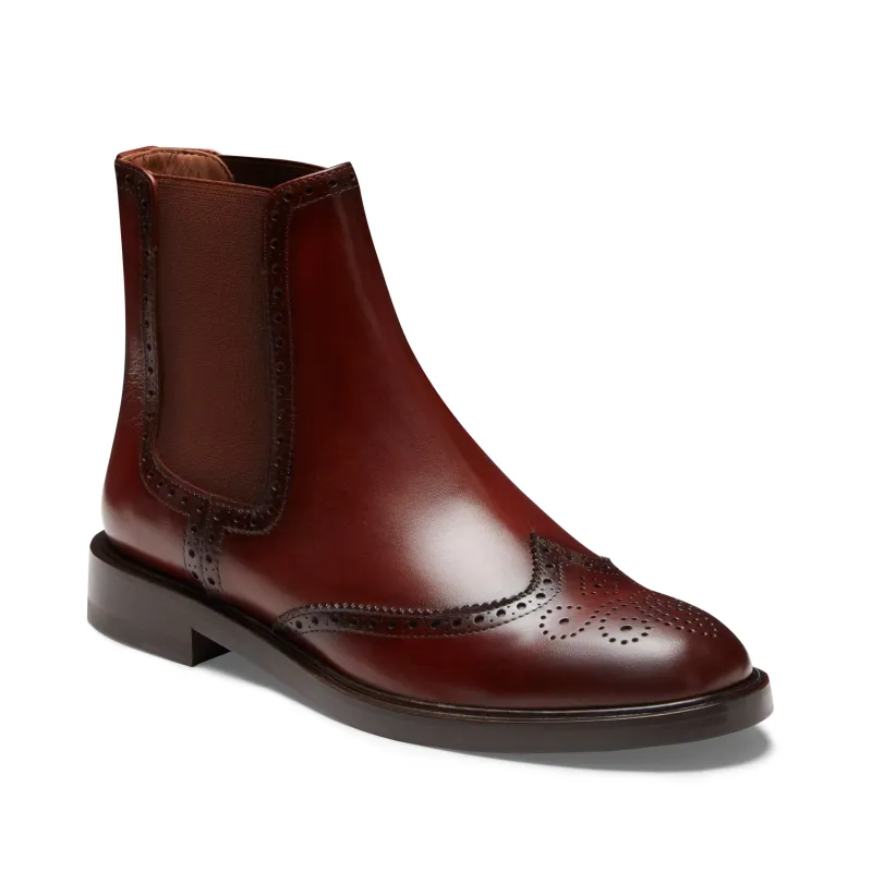 Chelsea boot brogue da donna in pelle color mandorla made by Fratelli Rossetti