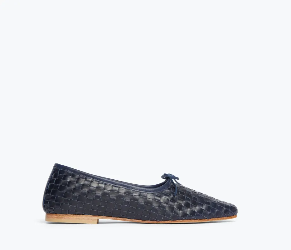 JADA SQUARE TOE BALLET FLAT sold by Freda Salvador