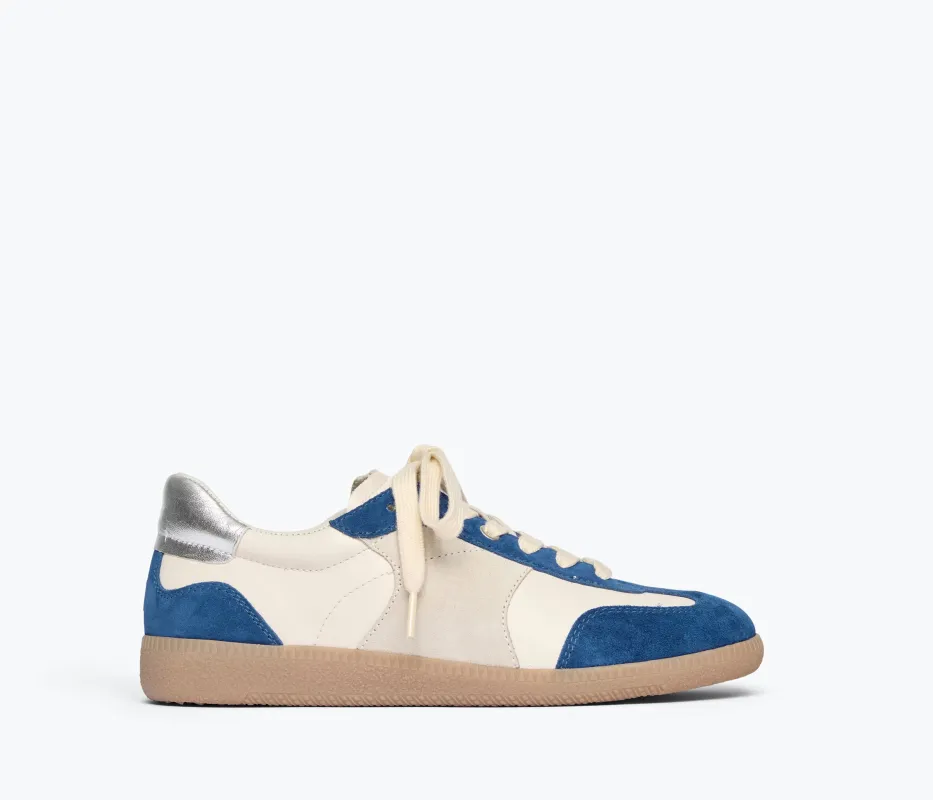 JACKIE SNEAKER sold by Freda Salvador