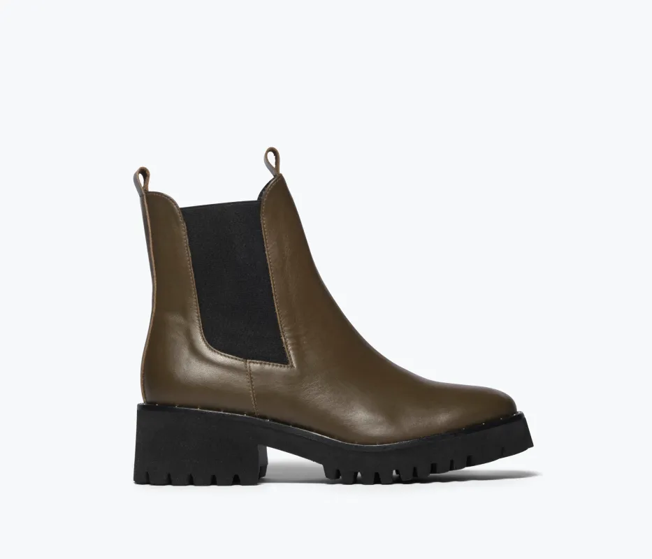 BROOKE RAIN RESISTANT BOOT sold by Freda Salvador