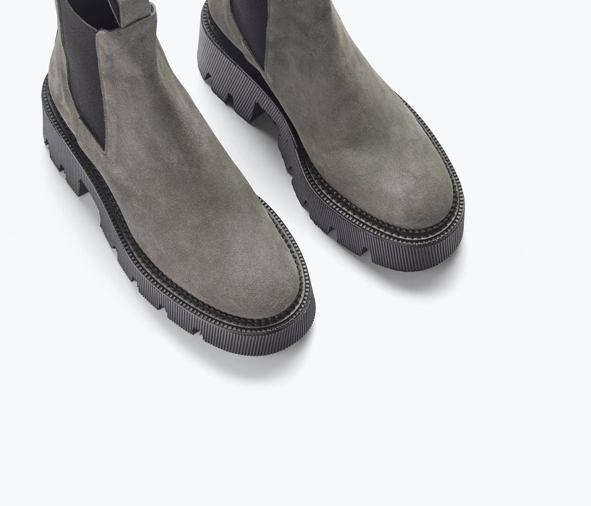 JORDAN RAIN RESISTANT CHELSEA BOOT sold by Freda Salvador product image thumbnail 3