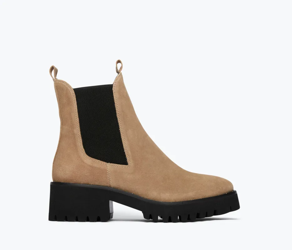 BROOKE RAIN RESISTANT BOOT sold by Freda Salvador