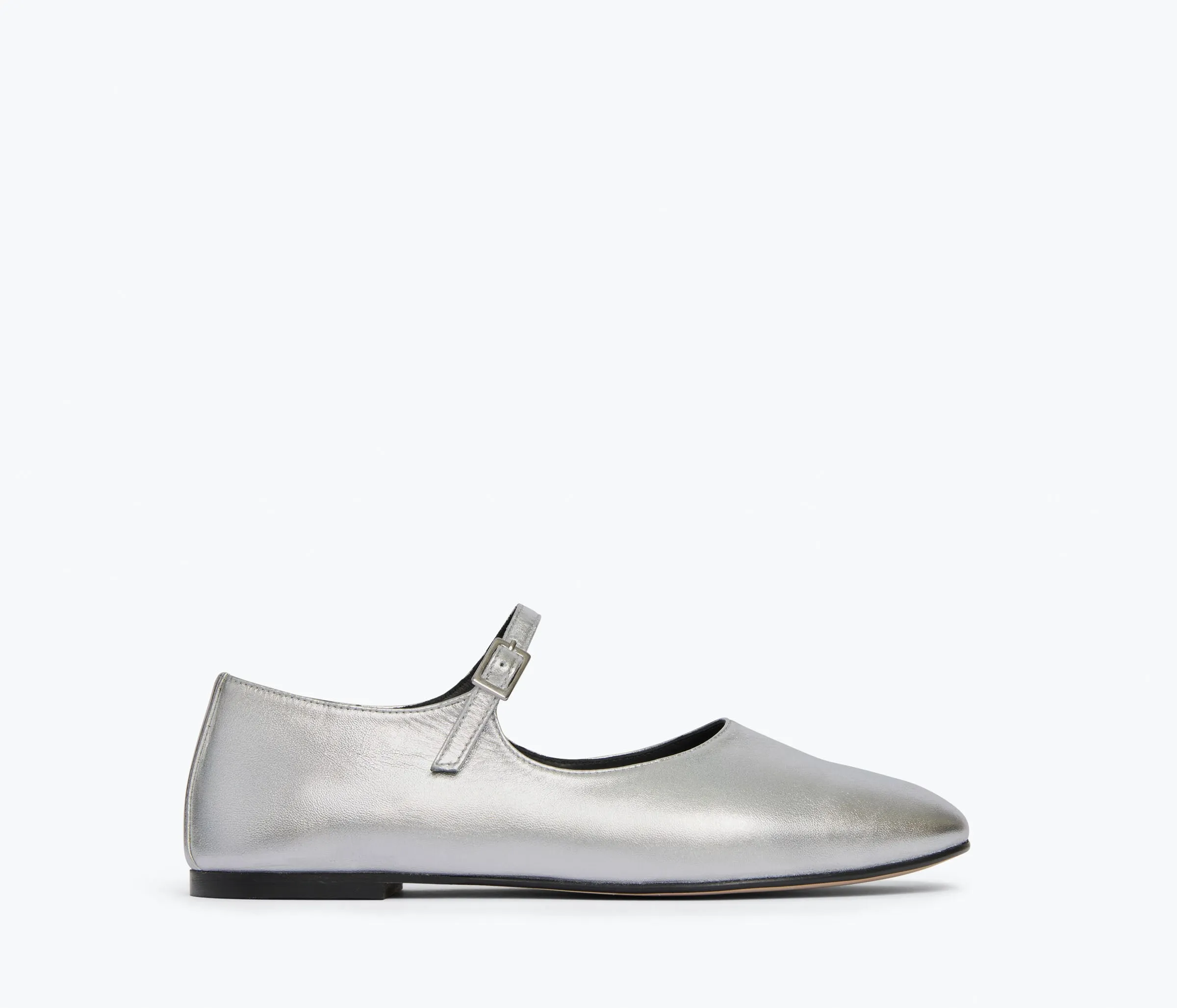 AUBREY MARY JANE FLAT sold by Freda Salvador