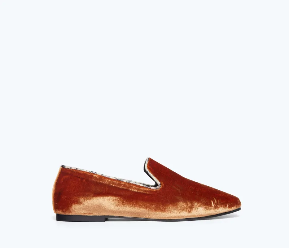 PAISLEY SMOKING SLIPPER made by Freda Salvador