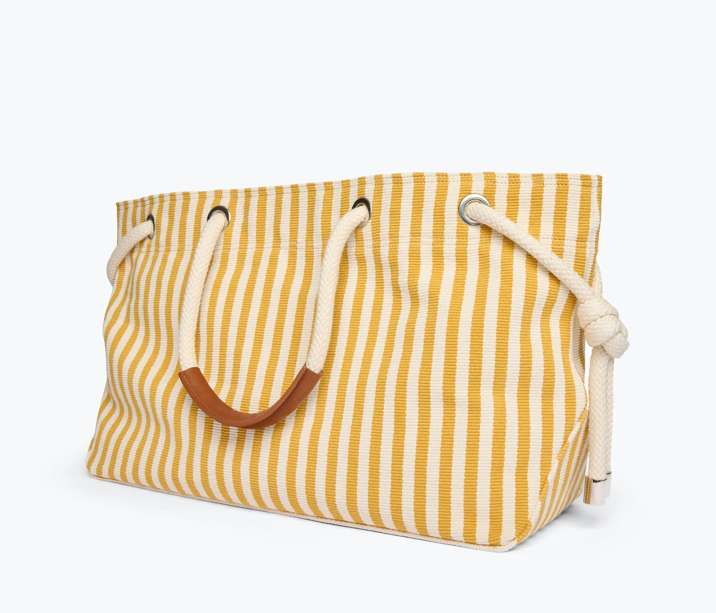 BIRDIE CANVAS TOTE sold by Freda Salvador product image thumbnail 4
