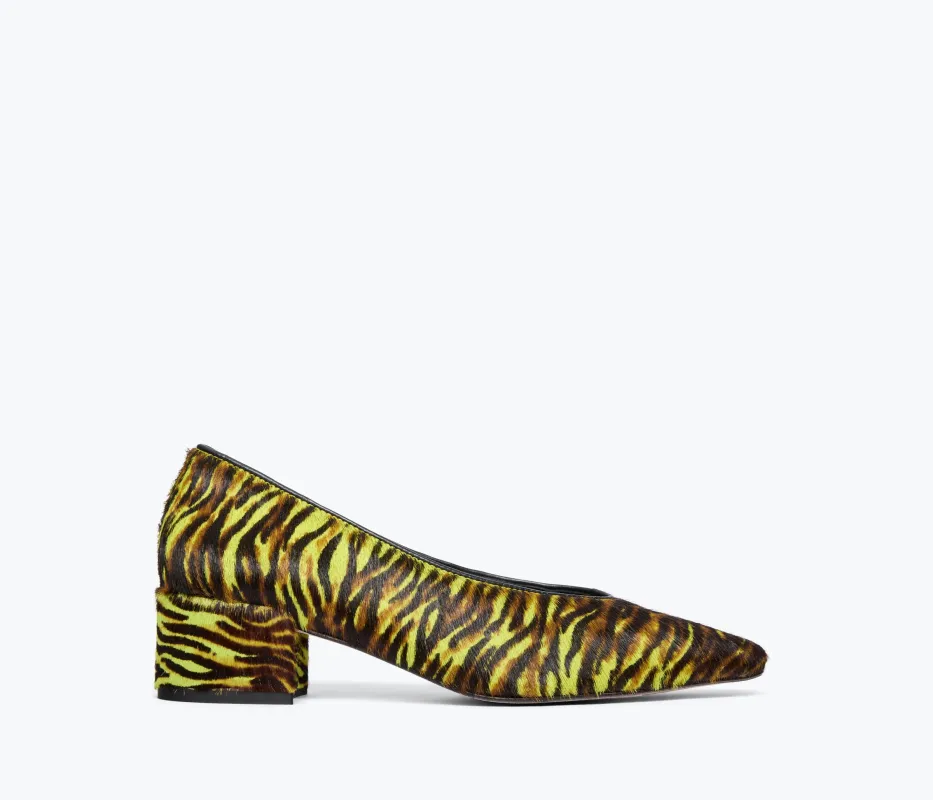 CARMELA PUMP made by Freda Salvador
