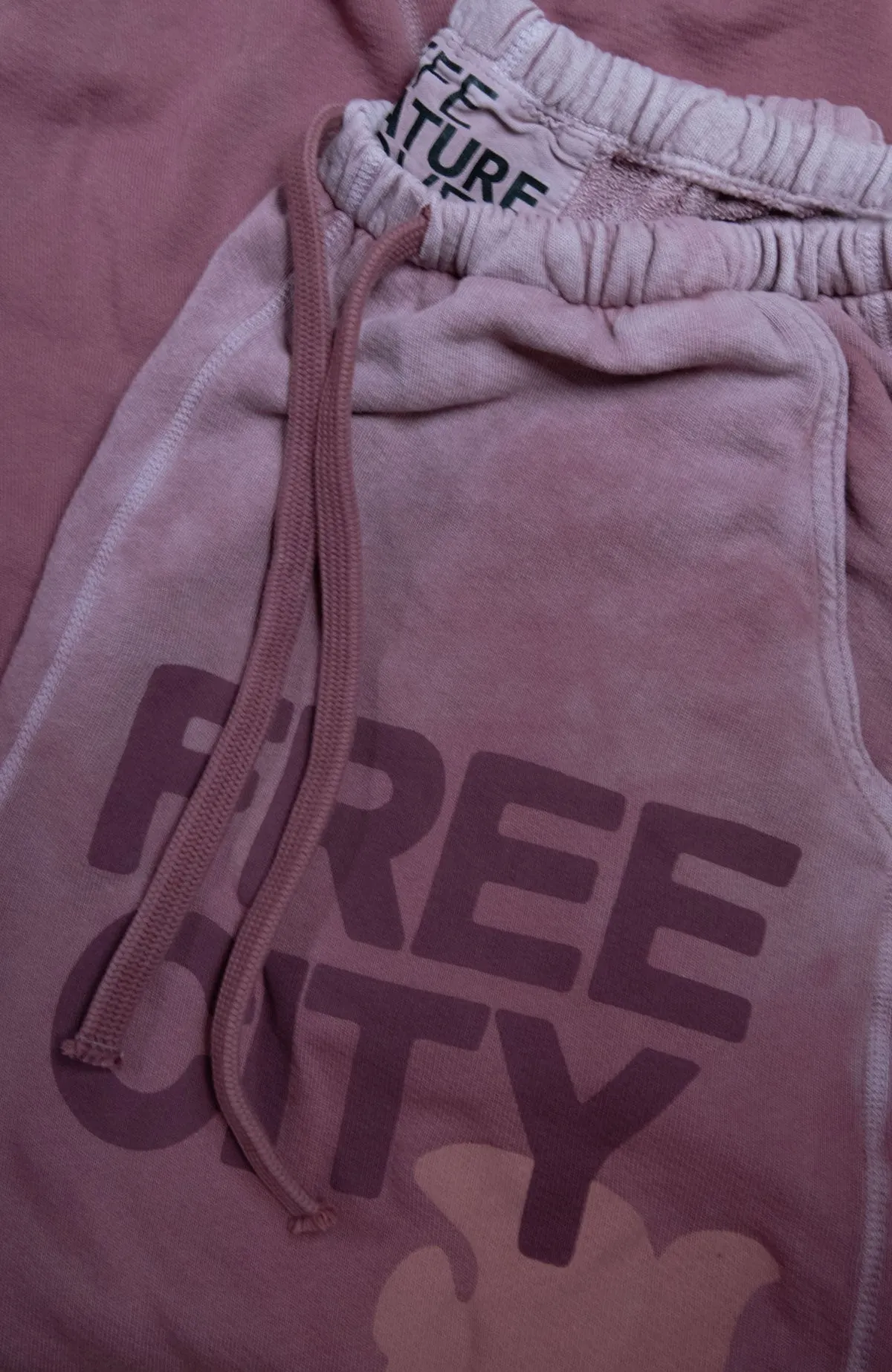 FREECITY SUNFADES pocket sweatpant - ROSES sold by freecity product image thumbnail 2