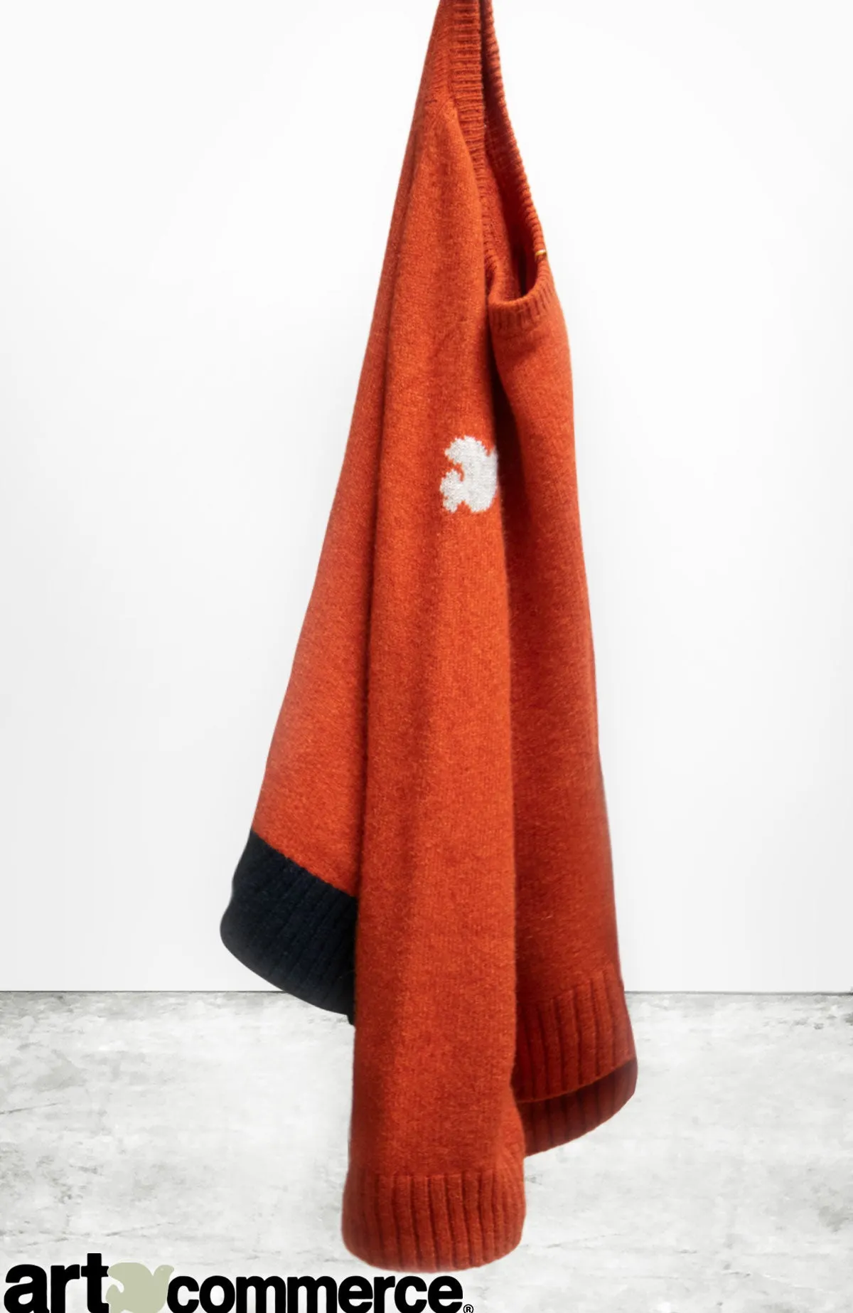 BACKSTRIKE DOVE CASHMERE SUPERLUX crew - deeplyorange sold by freecity