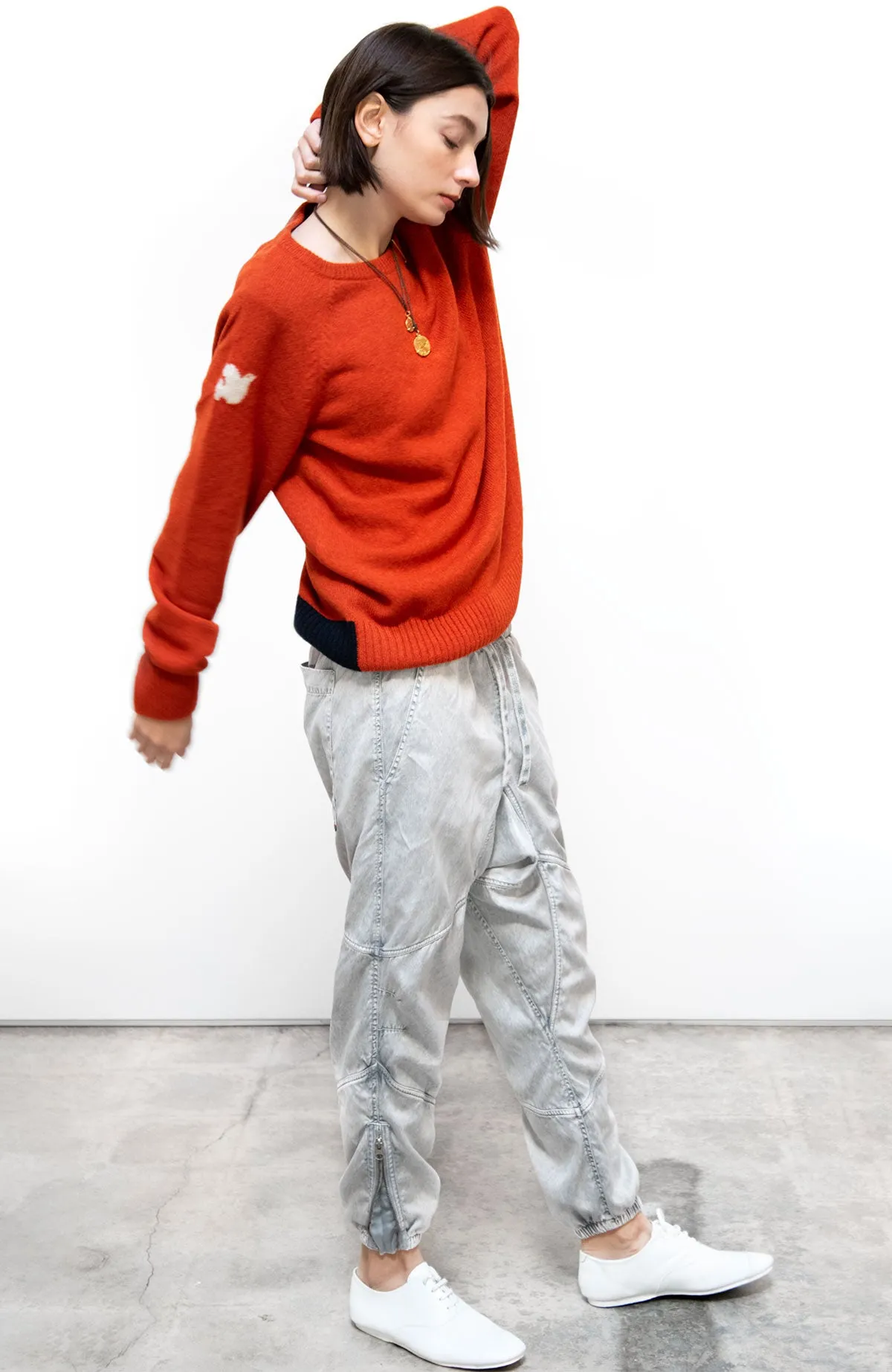 BACKSTRIKE DOVE CASHMERE SUPERLUX crew - deeplyorange sold by freecity product image thumbnail 2