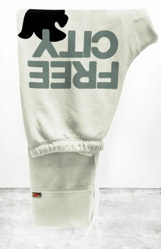 FREECITY 3/4 sweats - creamy/army sold by freecity