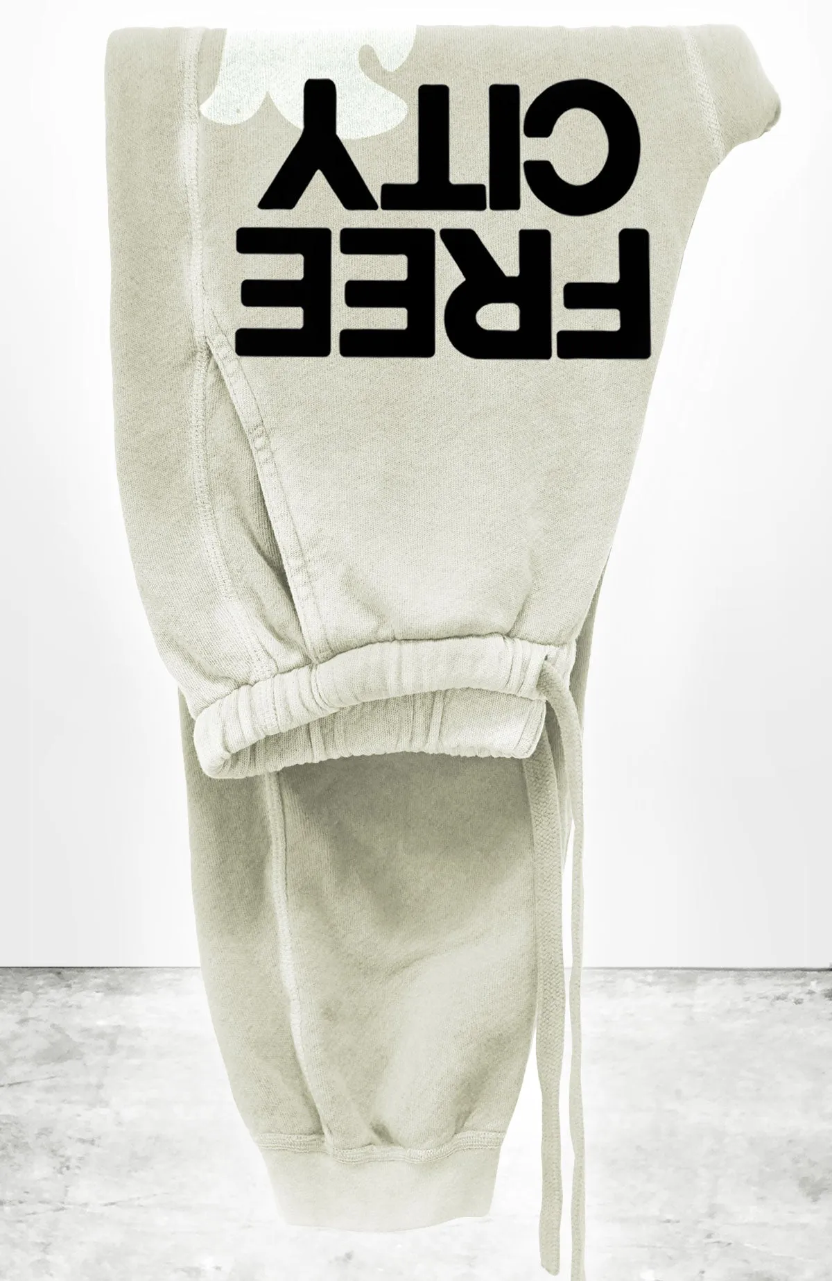 FREECITYLARGE SUNFADES pocket sweatpant - BONES sold by freecity
