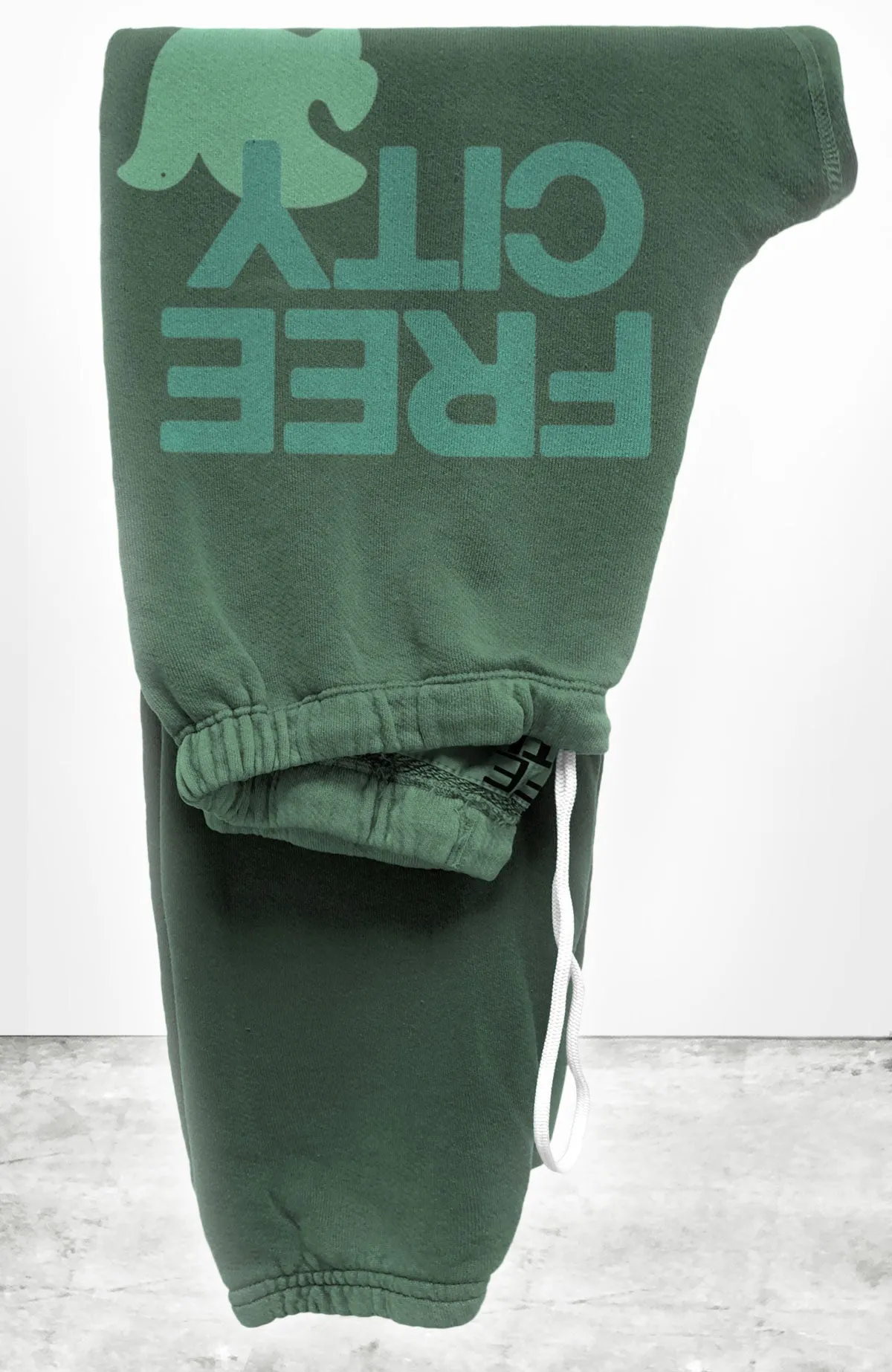 FREECITY sweatpant - eatgreen sold by freecity