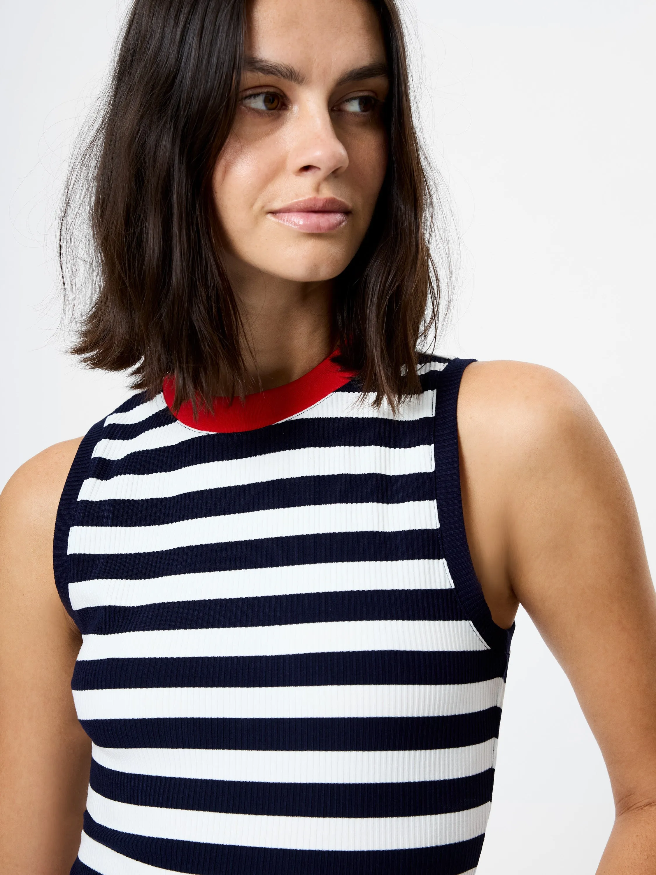 ESMAE RIB KNIT SLEEVELESS TOP sold by French Connection product image thumbnail 4