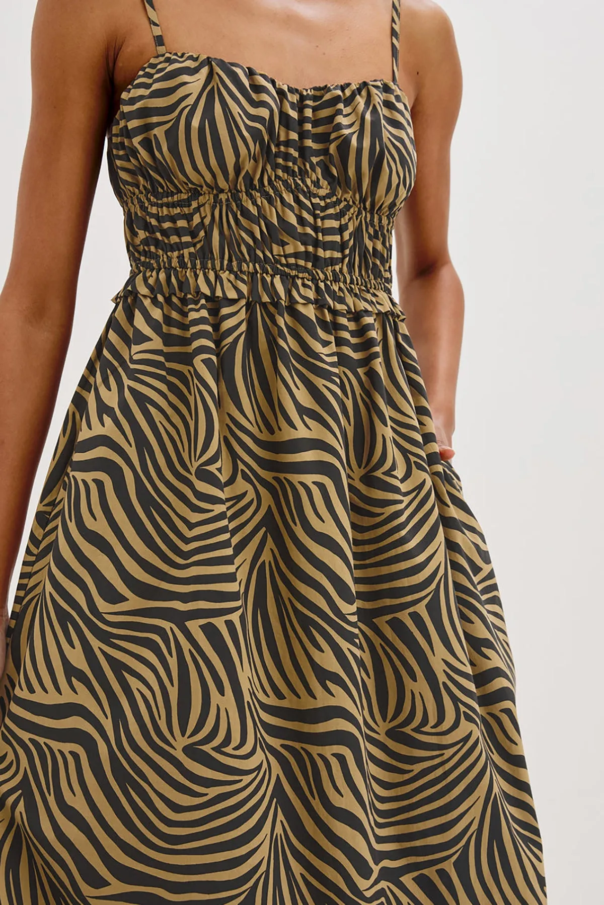 Breeze sold by French Cuff product image thumbnail 4