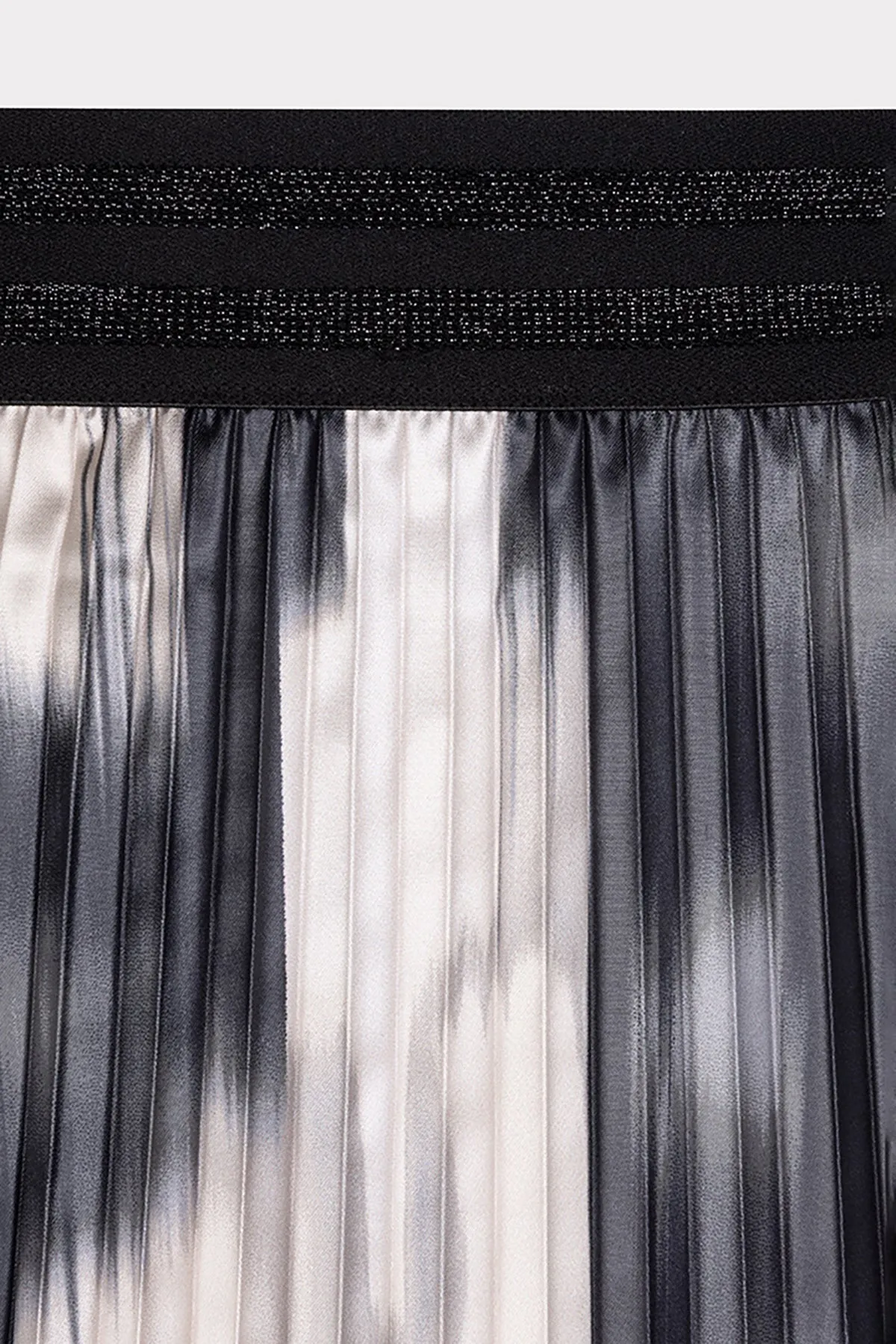 Skirt Plisse Fade sold by French Cuff product image thumbnail 4