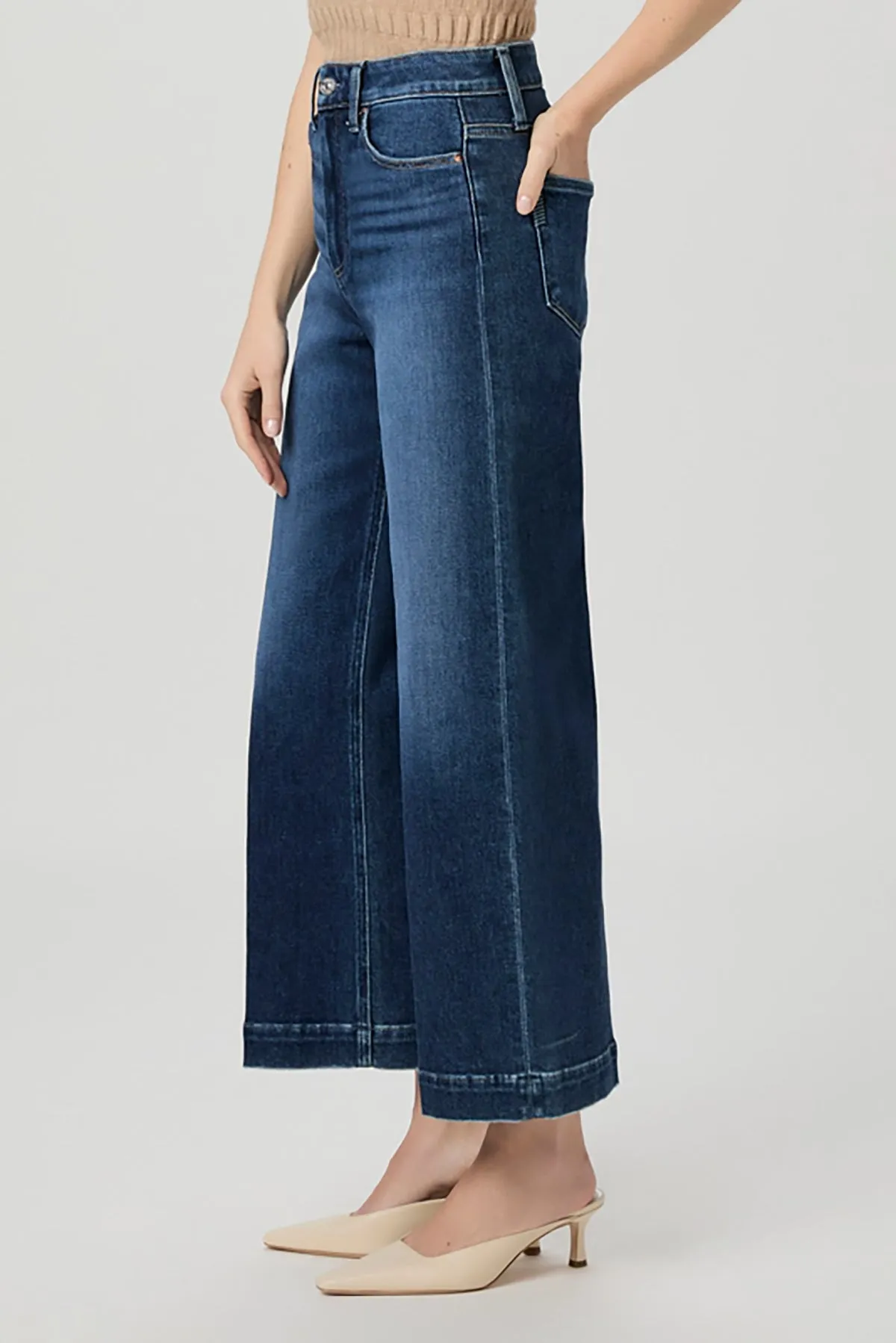 Anessa sold by French Cuff product image thumbnail 2