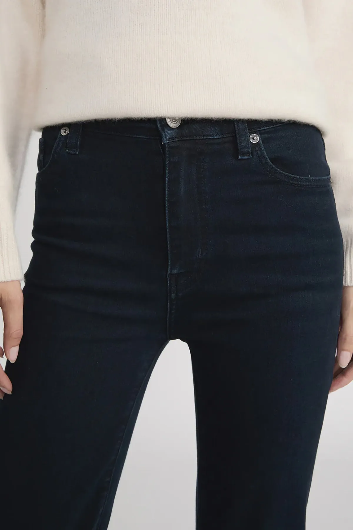 Le Sleek Straight sold by French Cuff product image thumbnail 4