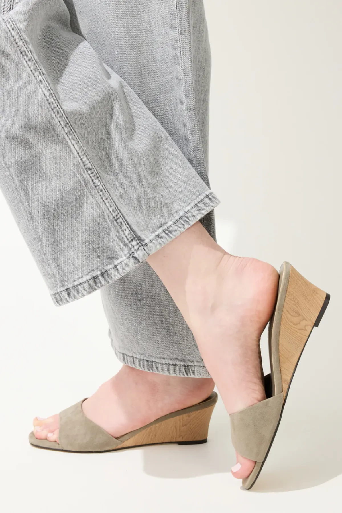 Jada sold by French Cuff product image thumbnail 5