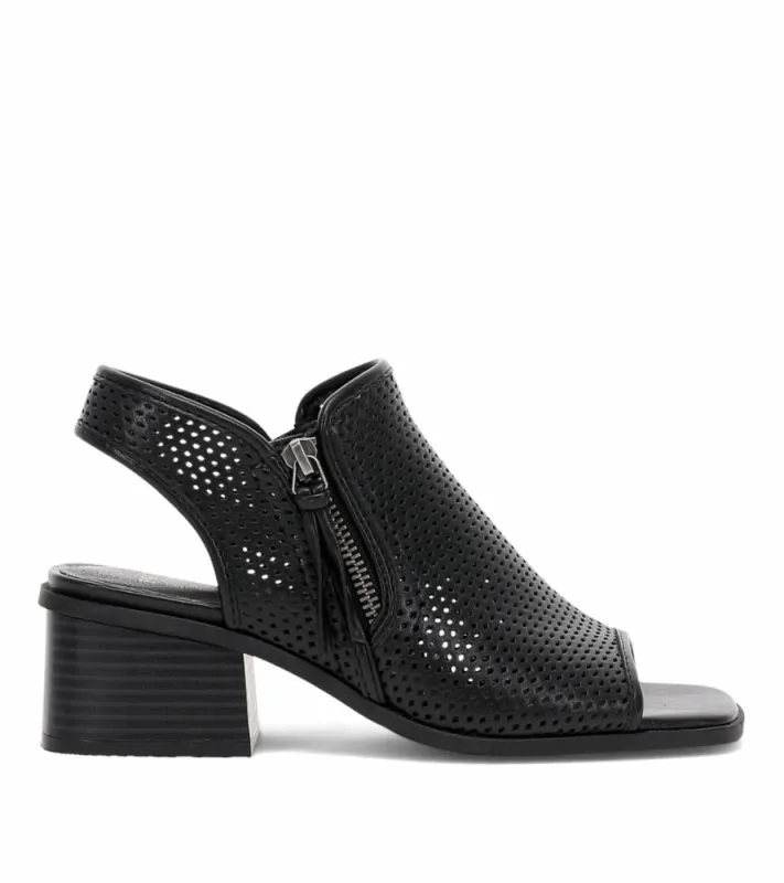 Frye and Co Women OASYS BLACK/NAPLES PU sold by Frye