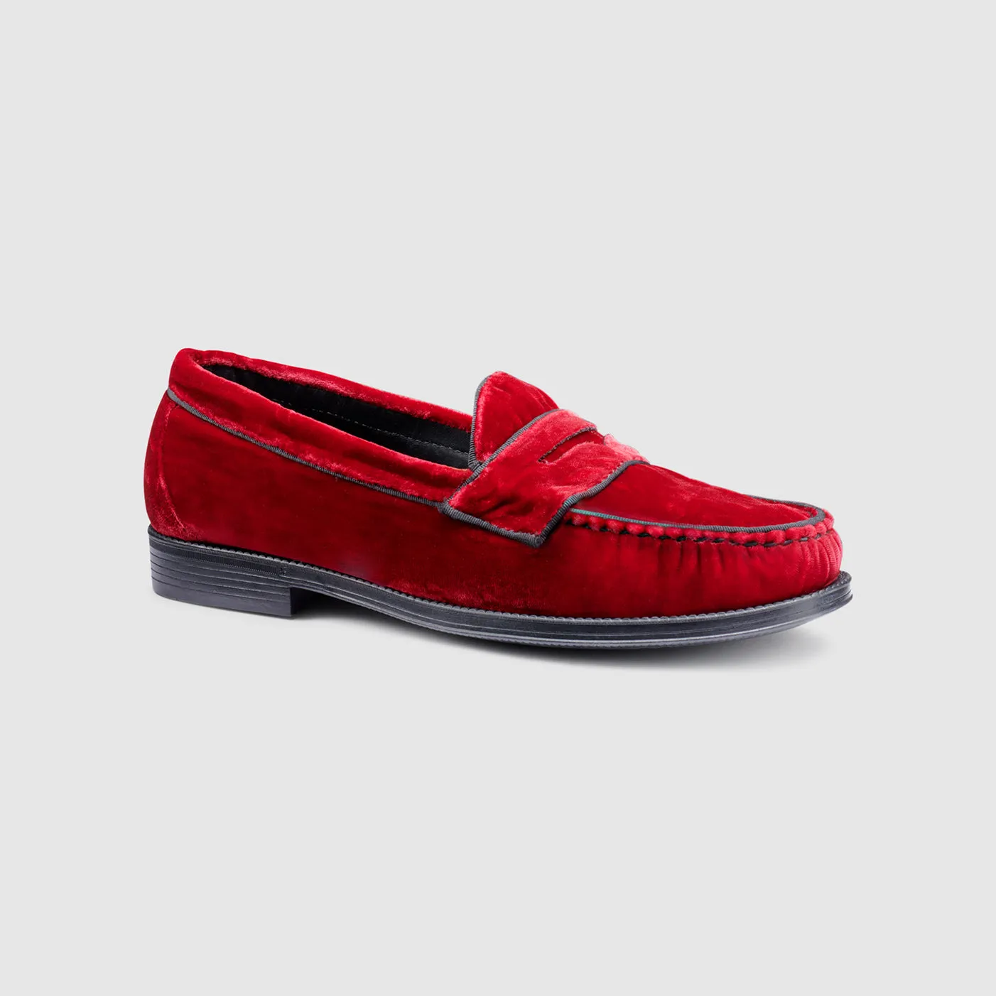MENS LOGAN PIPING EASY WEEJUNS LOAFER sold by G.H. Bass & Co. product image thumbnail 3